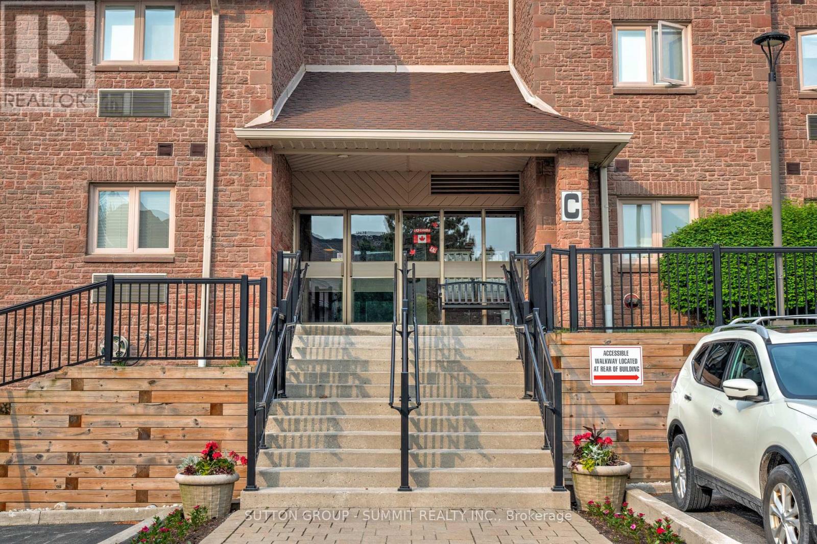 55 - 3050 Pinemeadow Drive, Burlington, Ontario  L7M 3X5 - Photo 4 - W12206646