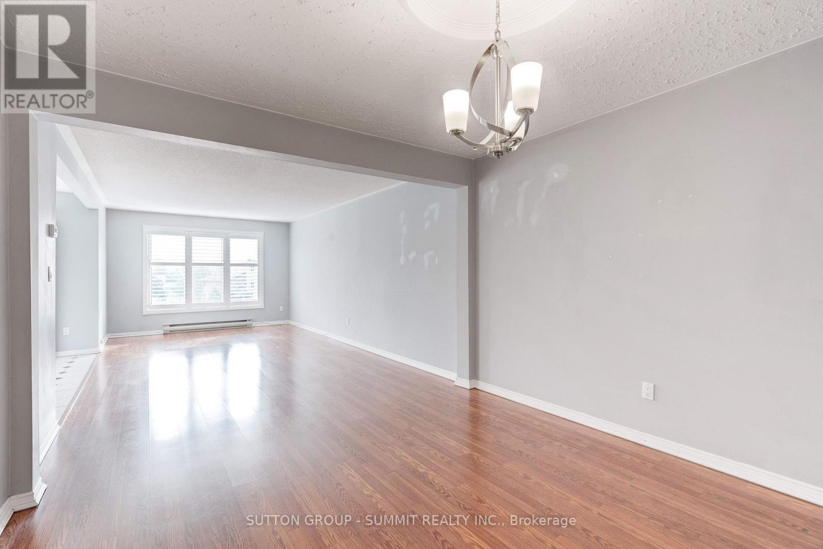 55 - 3050 Pinemeadow Drive, Burlington, Ontario  L7M 3X5 - Photo 5 - W12206646