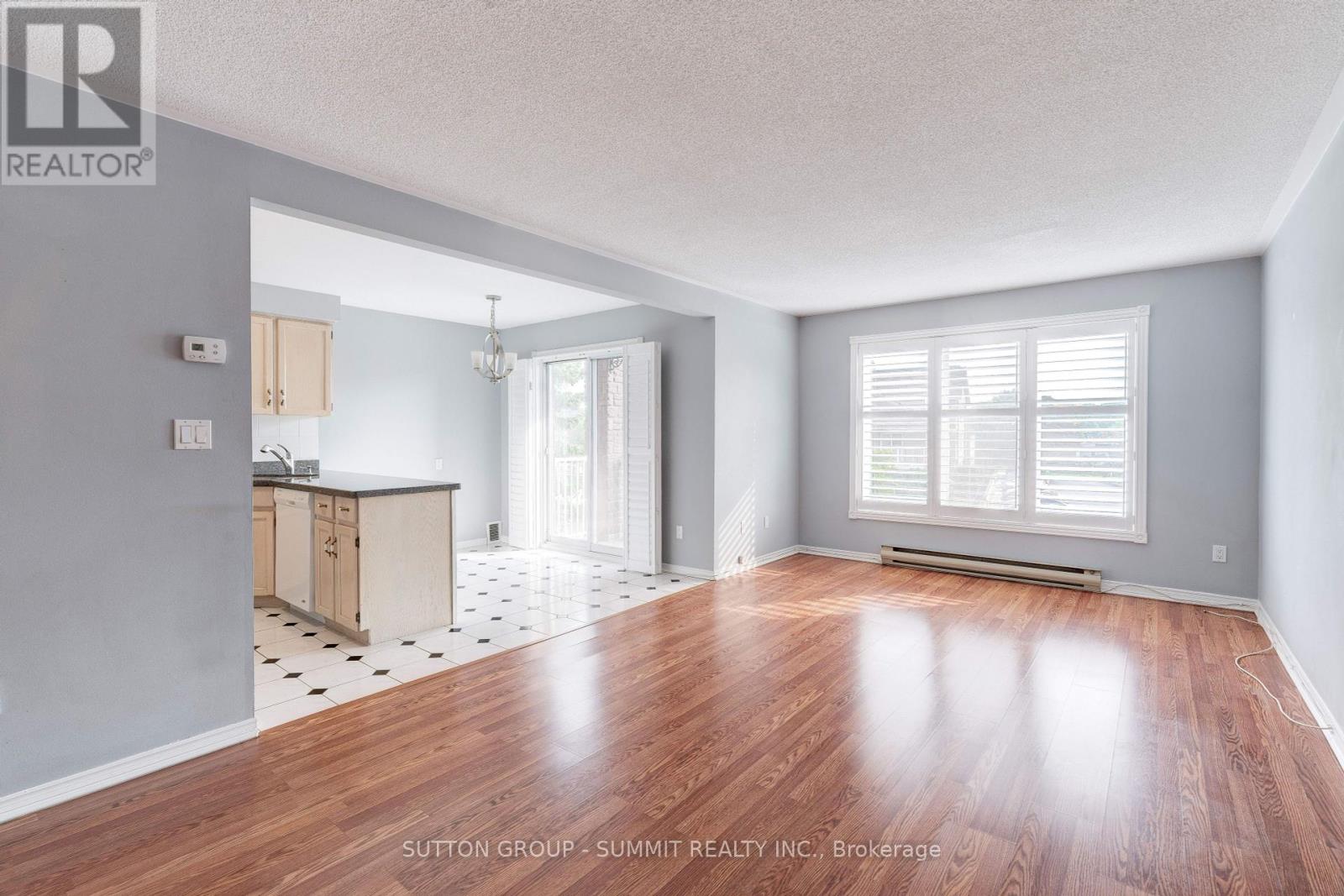 55 - 3050 Pinemeadow Drive, Burlington, Ontario  L7M 3X5 - Photo 7 - W12206646