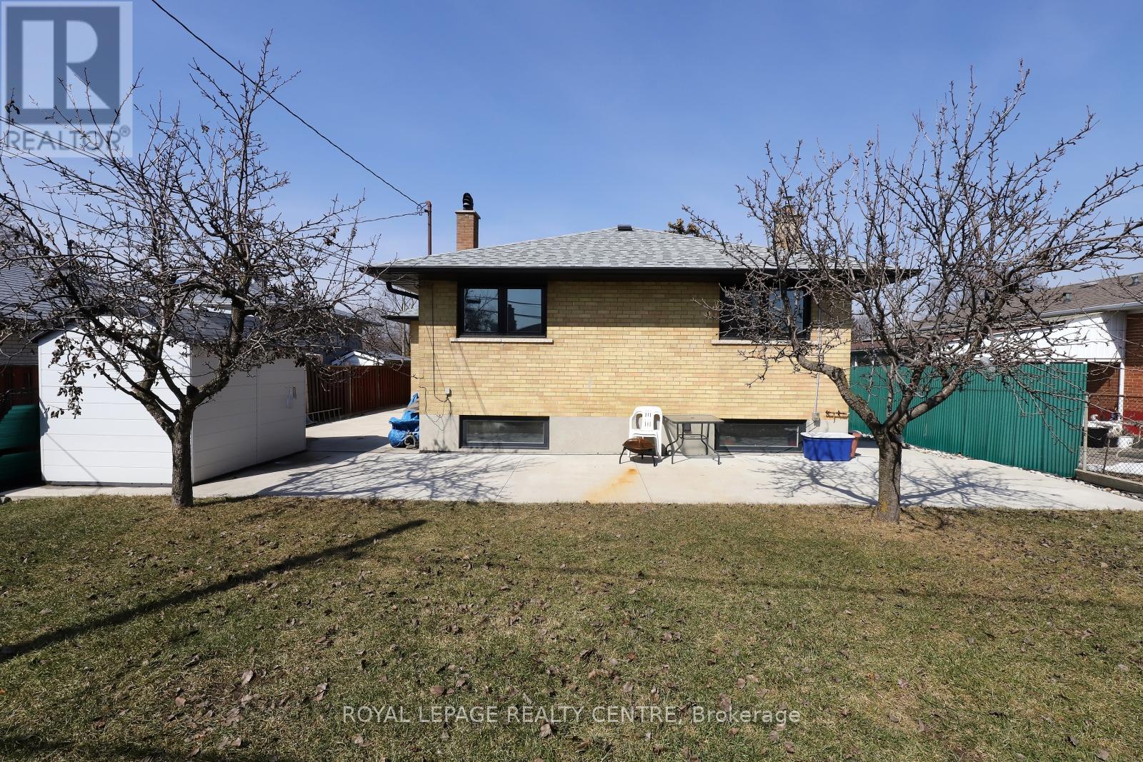 40 Summerfield Crescent, Toronto, Ontario  M9C 3X3 - Photo 26 - W12206648