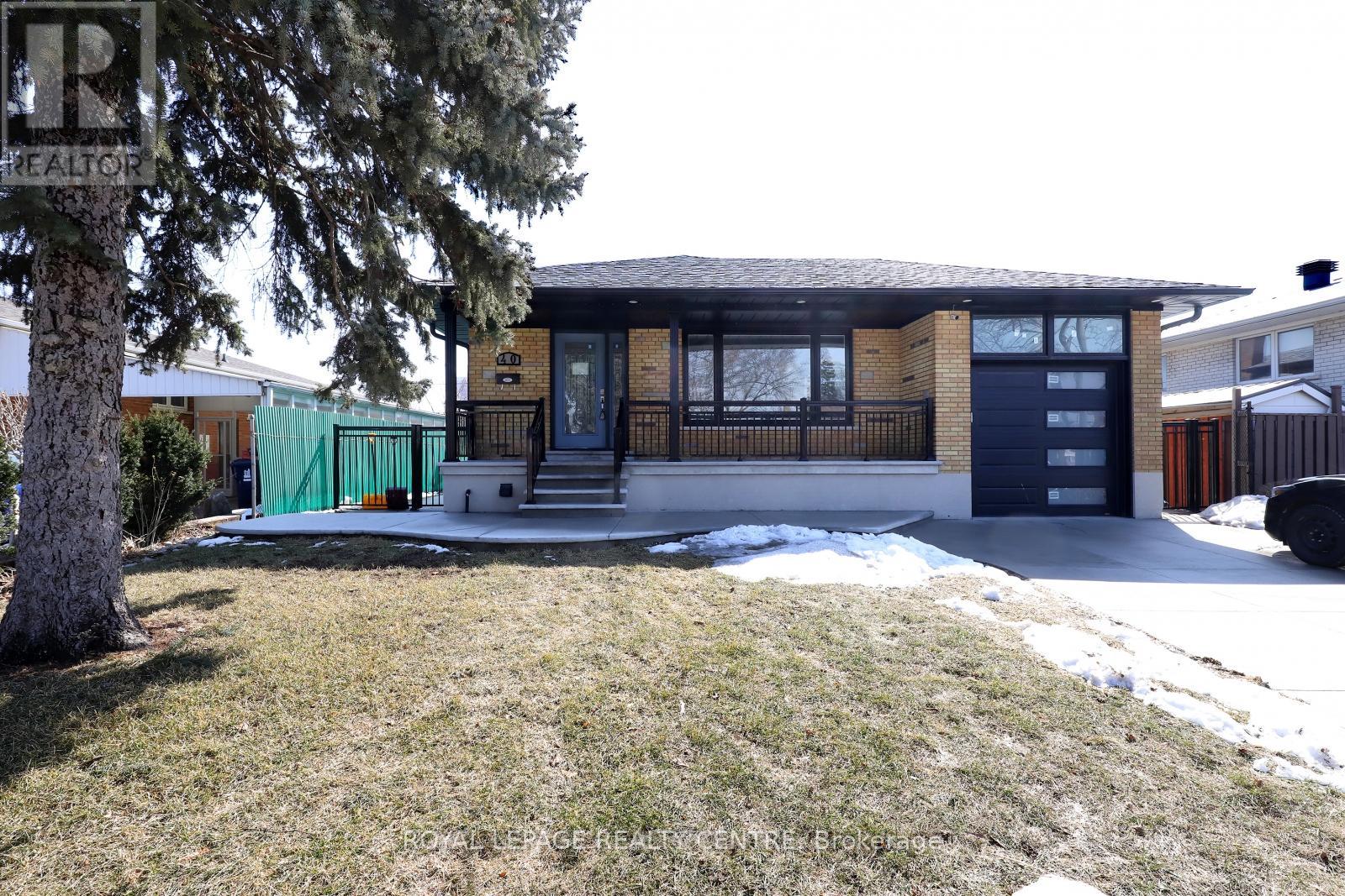 40 Summerfield Crescent, Toronto, Ontario  M9C 3X3 - Photo 29 - W12206648