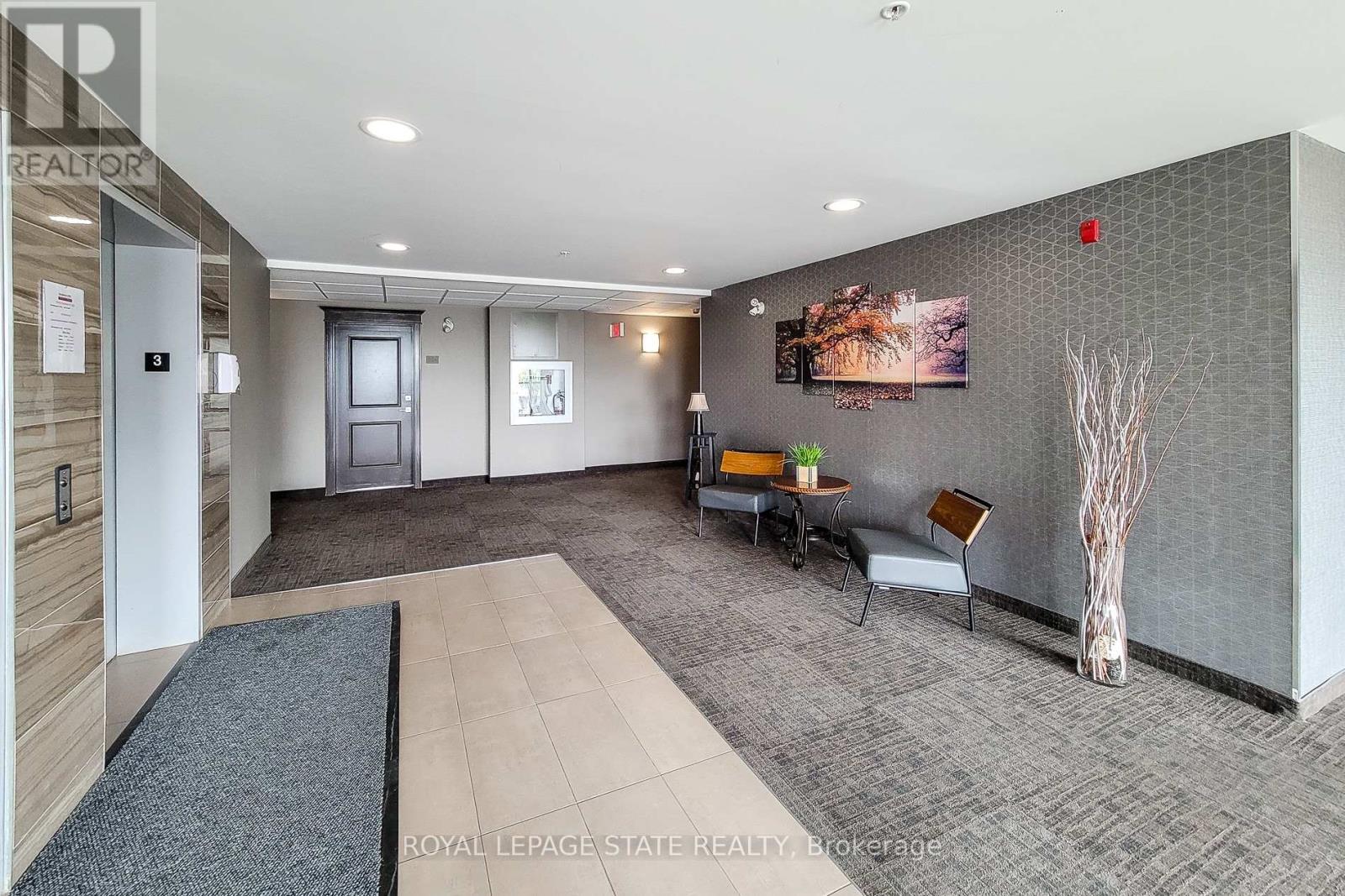 320 - 5010 Corporate Drive, Burlington, Ontario  L7L 0H6 - Photo 4 - W12206671