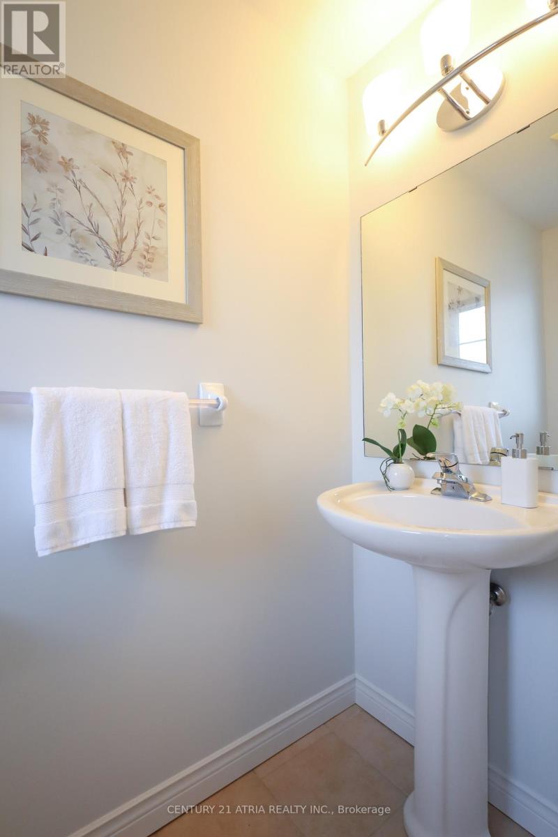 1478 Warbler Road, Oakville, Ontario  L6M 3Z7 - Photo 16 - W12206713