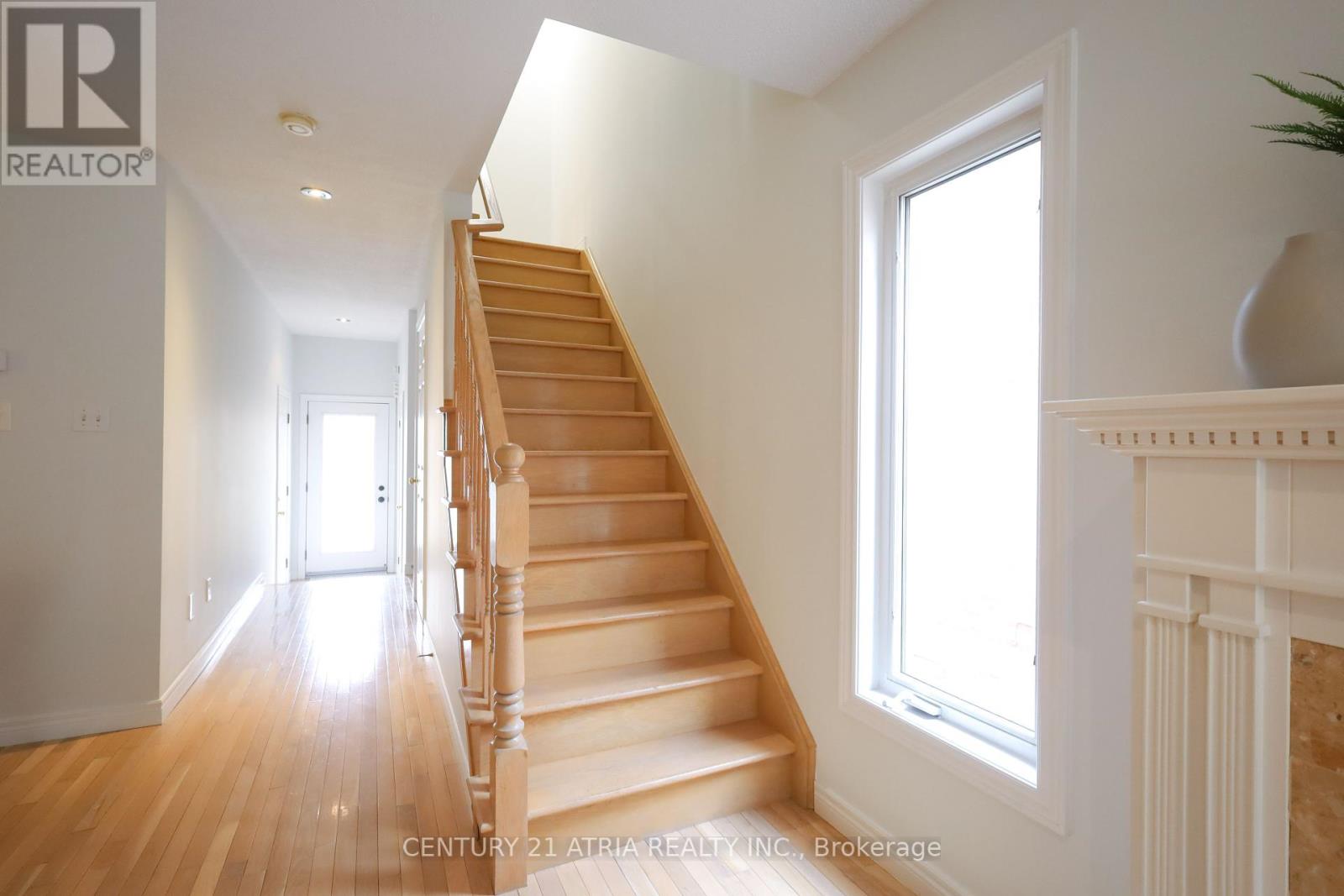 1478 Warbler Road, Oakville, Ontario  L6M 3Z7 - Photo 18 - W12206713