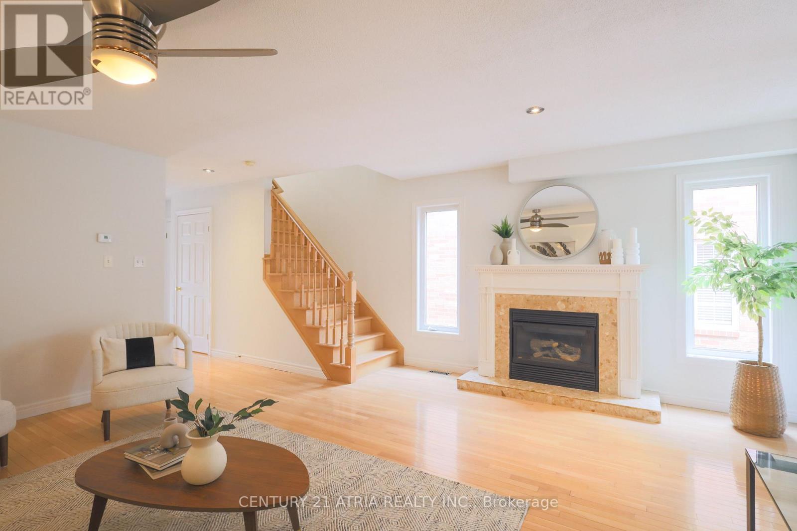 1478 Warbler Road, Oakville, Ontario  L6M 3Z7 - Photo 6 - W12206713