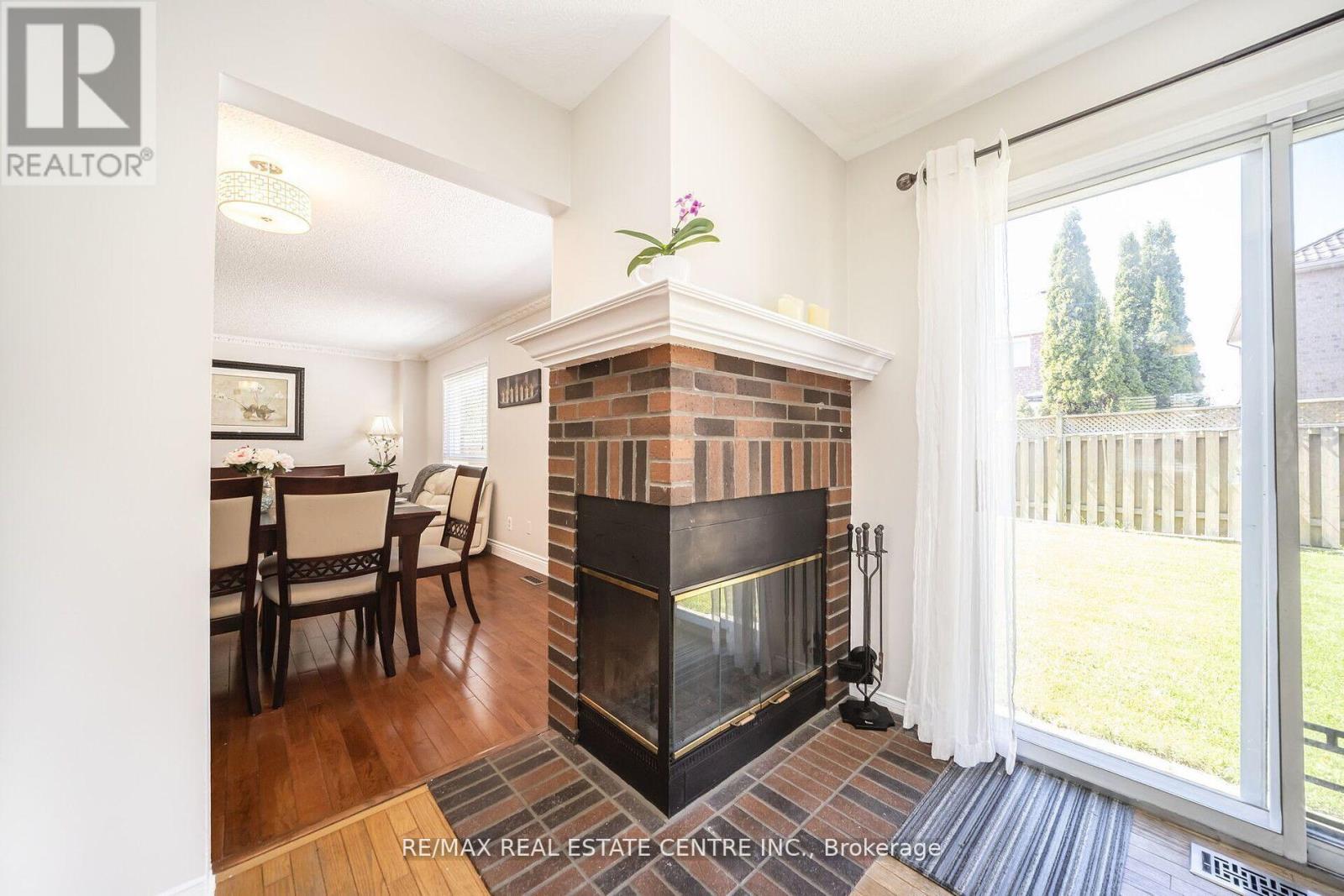 36 Lockwood Road, Brampton, Ontario  L6Y 4T7 - Photo 21 - W12206729