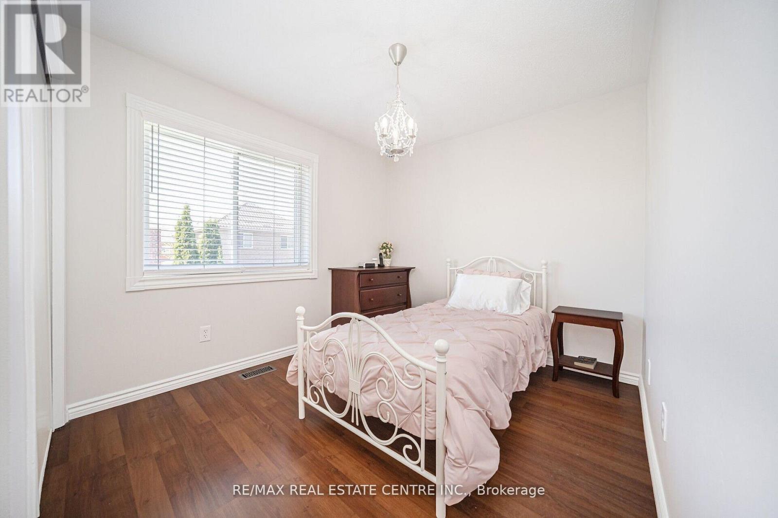 36 Lockwood Road, Brampton, Ontario  L6Y 4T7 - Photo 31 - W12206729