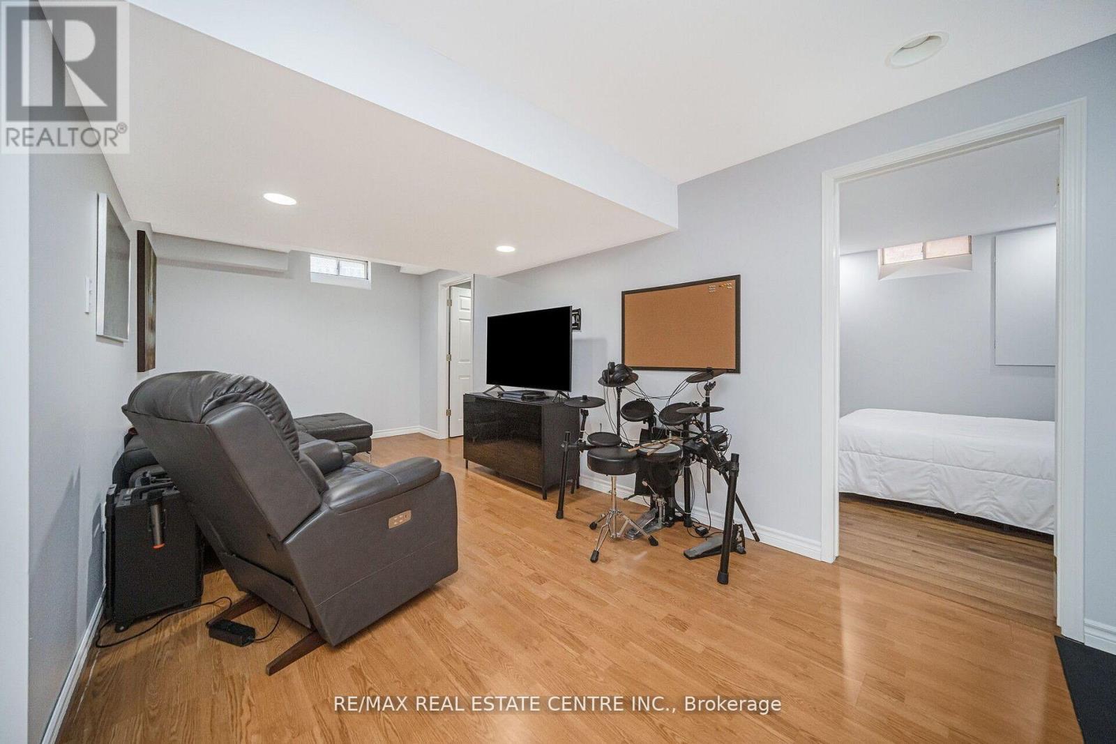 36 Lockwood Road, Brampton, Ontario  L6Y 4T7 - Photo 41 - W12206729
