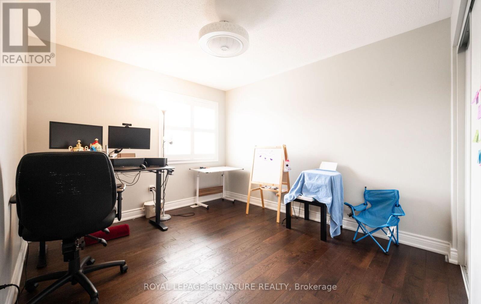 1071 Syndenham Lane, Milton, Ontario  L9T 8J1 - Photo 25 - W12206735