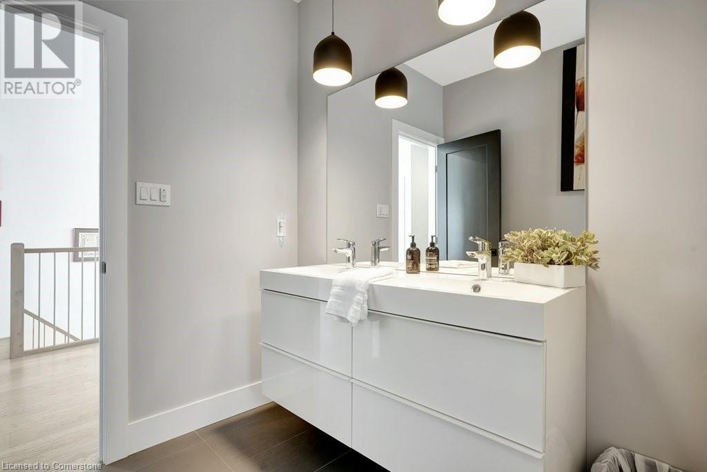 2208 Red Thorne Avenue, London, Ontario  N6P 0E9 - Photo 34 - 40738477
