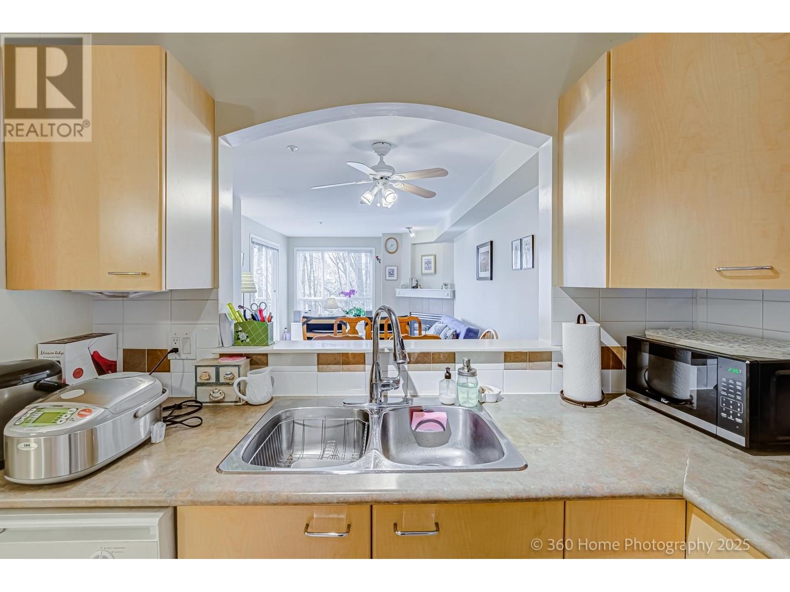 307 8495 Jellicoe Street, Vancouver, British Columbia  V5S 2J4 - Photo 10 - R3012778