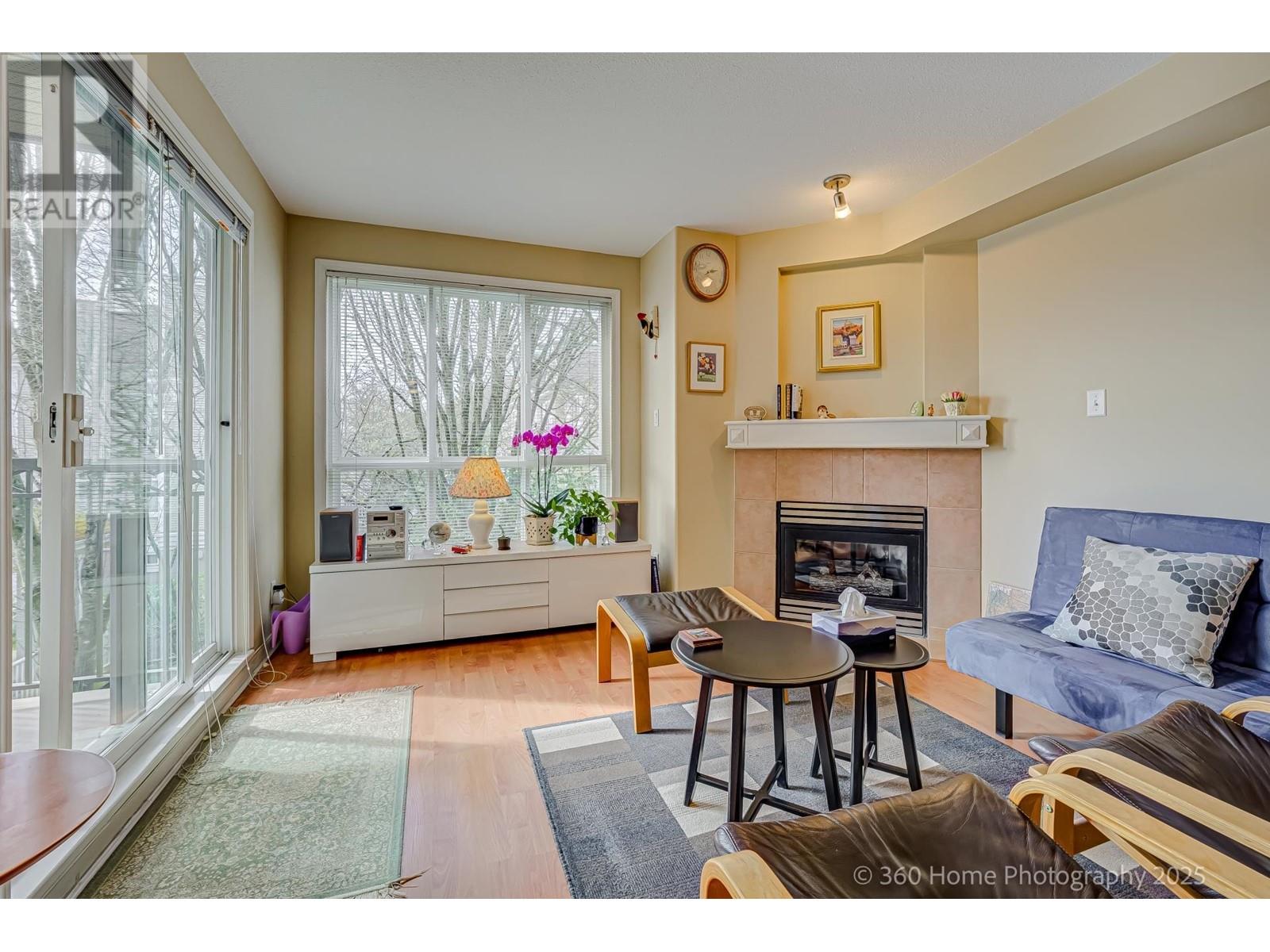 307 8495 Jellicoe Street, Vancouver, British Columbia  V5S 2J4 - Photo 2 - R3012778