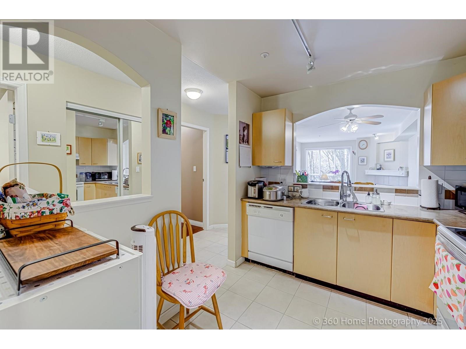 307 8495 Jellicoe Street, Vancouver, British Columbia  V5S 2J4 - Photo 8 - R3012778
