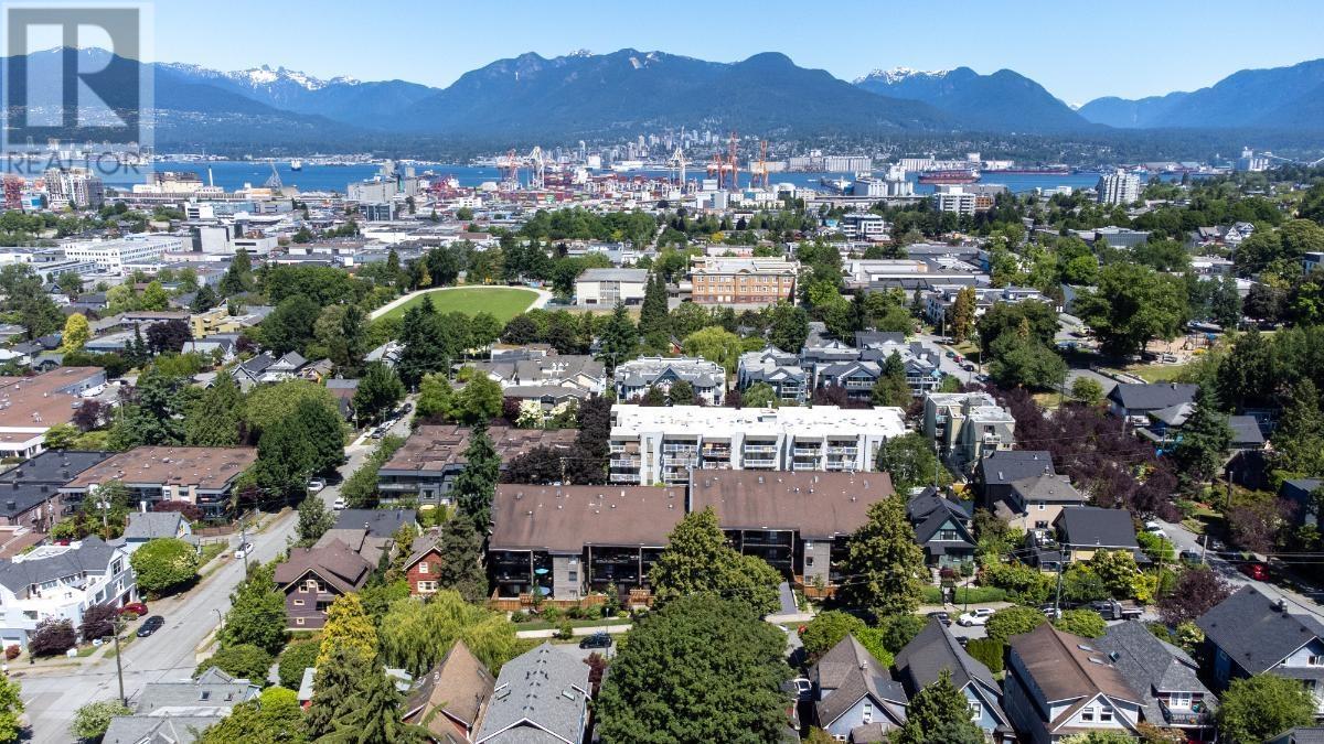 315 1549 Kitchener Street, Vancouver, British Columbia  V5L 2V8 - Photo 3 - R3012791