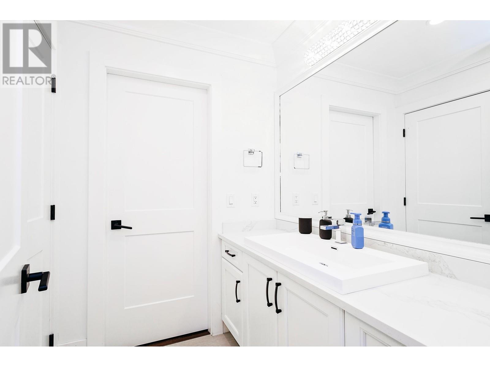 23066 135 Avenue, Maple Ridge, British Columbia  V4R 0E6 - Photo 20 - R3012800