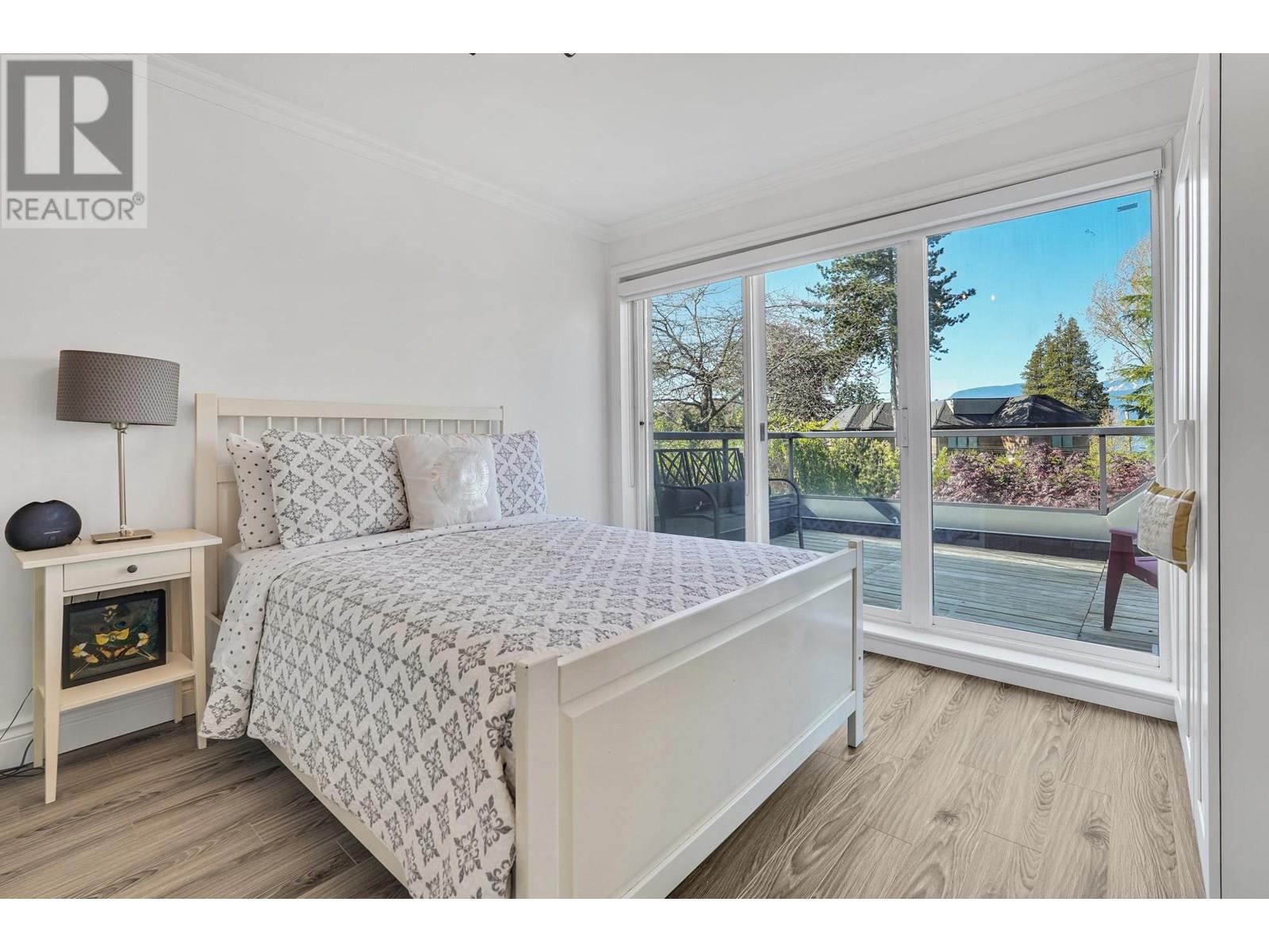 4218 W 10th Avenue, Vancouver, British Columbia  V6R 2H4 - Photo 14 - R3012802