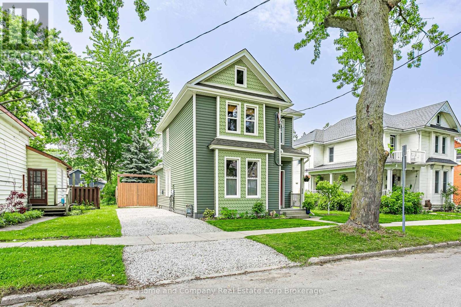 22 Mowat Street, Stratford, Ontario  N5A 2B7 - Photo 4 - X12206777