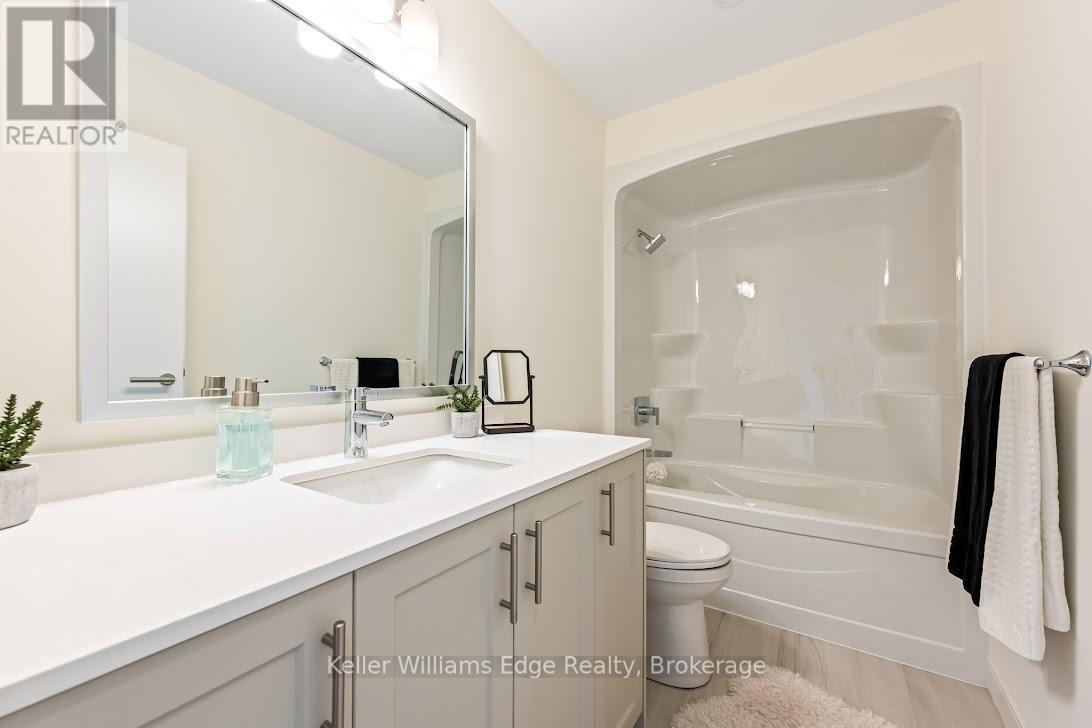 307 - 123 Lincoln Street, Welland, Ontario  L3C 0L8 - Photo 5 - X12195605