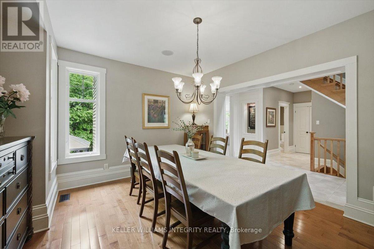 2390 Brennan Park Drive, Ottawa, Ontario  K4C 1H6 - Photo 10 - X12206845
