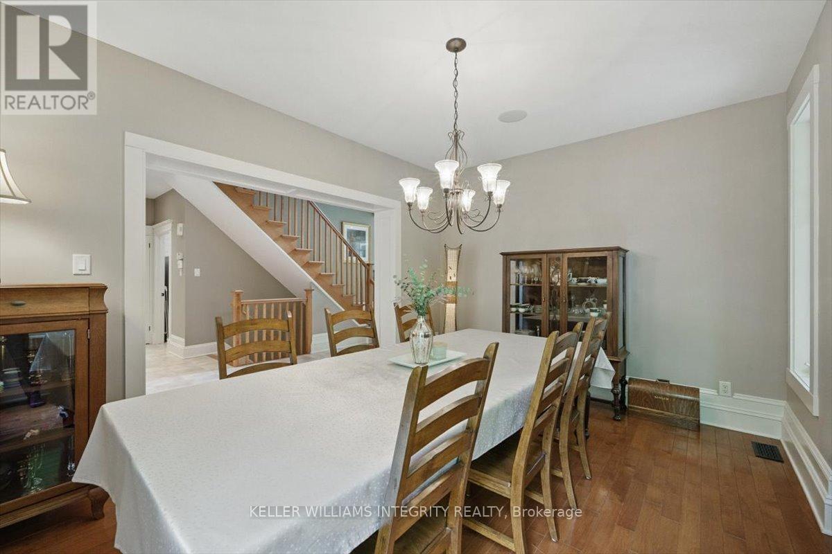 2390 Brennan Park Drive, Ottawa, Ontario  K4C 1H6 - Photo 11 - X12206845