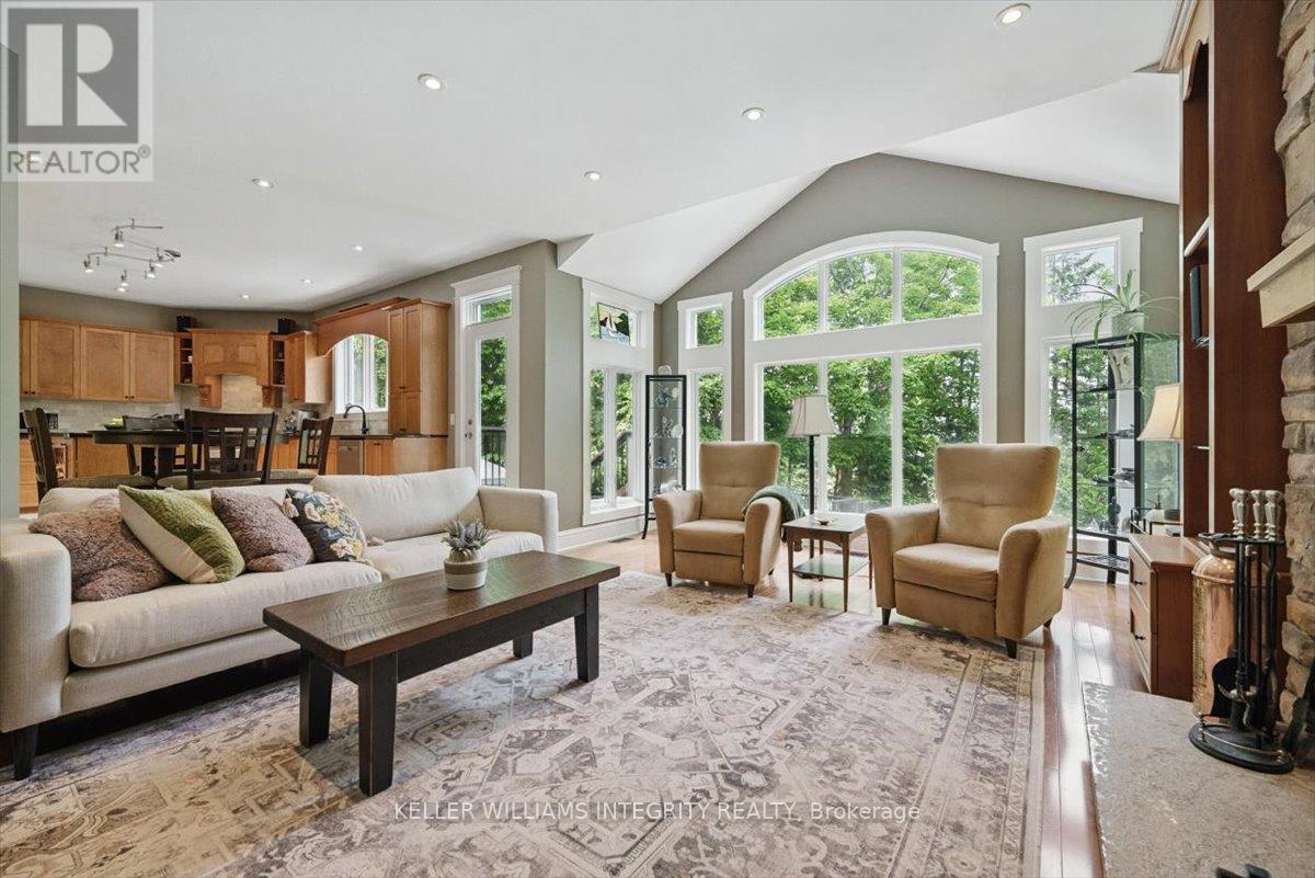 2390 Brennan Park Drive, Ottawa, Ontario  K4C 1H6 - Photo 19 - X12206845