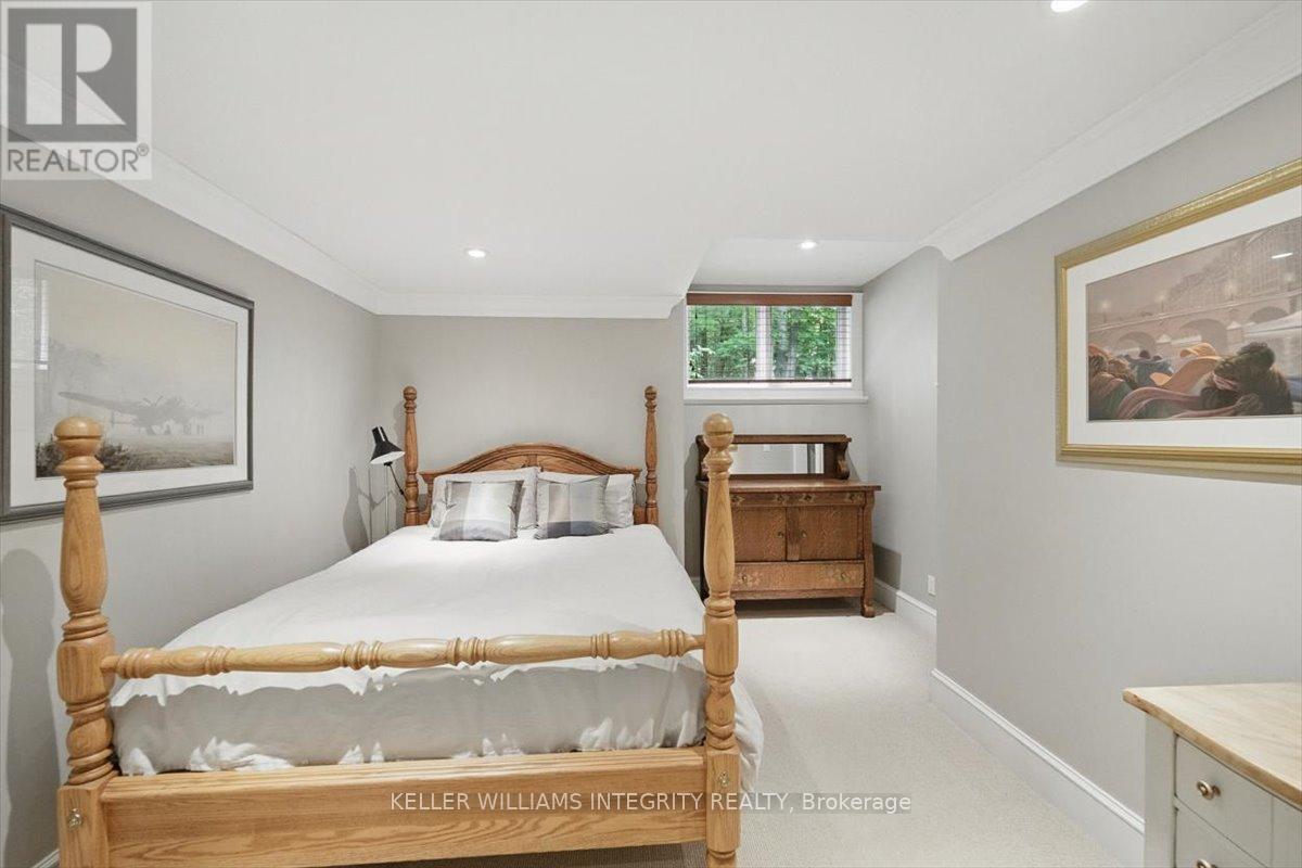2390 Brennan Park Drive, Ottawa, Ontario  K4C 1H6 - Photo 33 - X12206845