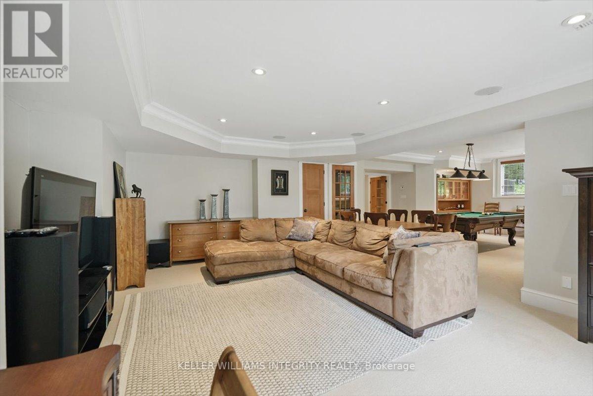 2390 Brennan Park Drive, Ottawa, Ontario  K4C 1H6 - Photo 38 - X12206845