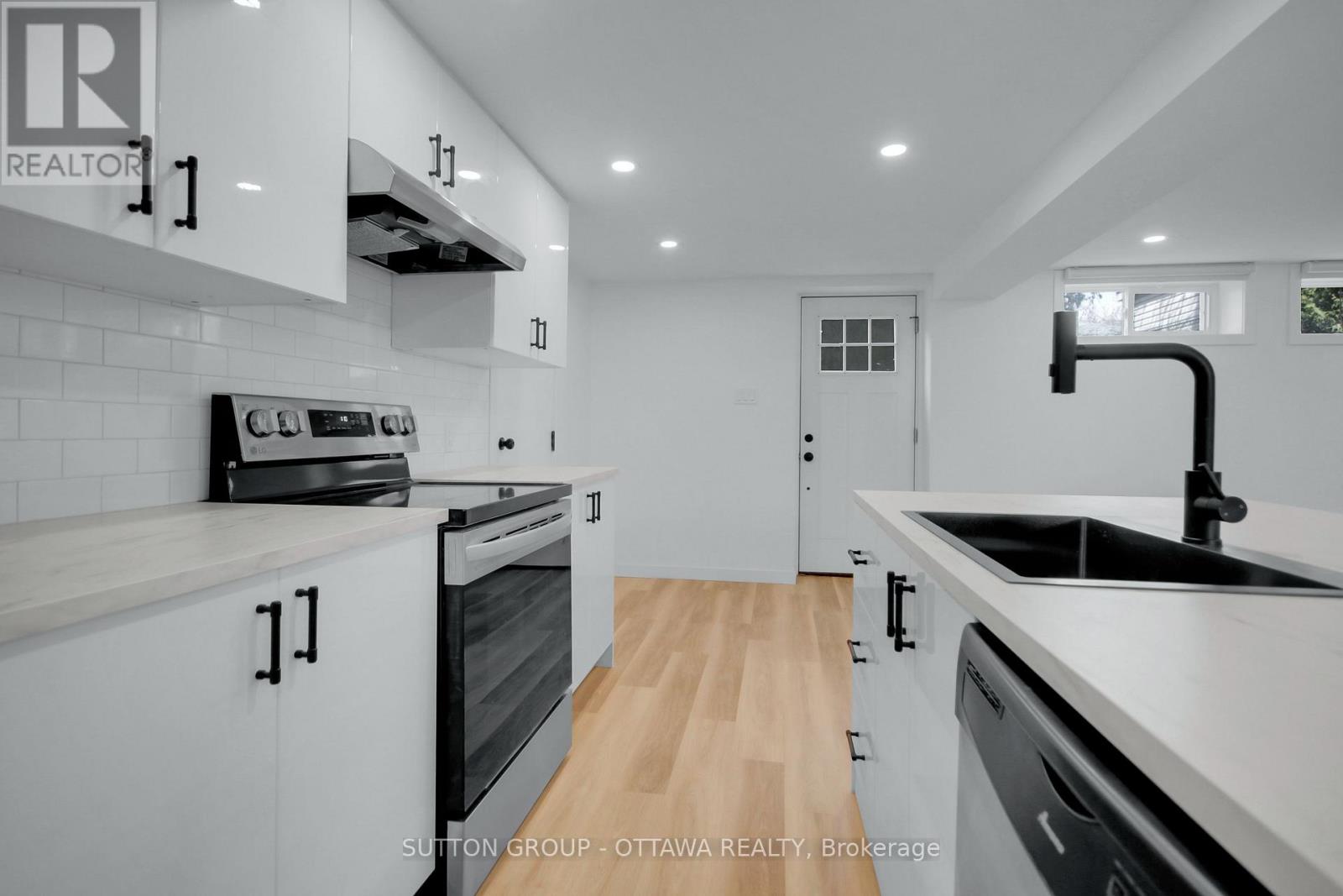 B - Lower Level - 839 Colson Avenue, Ottawa, Ontario  K1G 1R6 - Photo 12 - X12206880