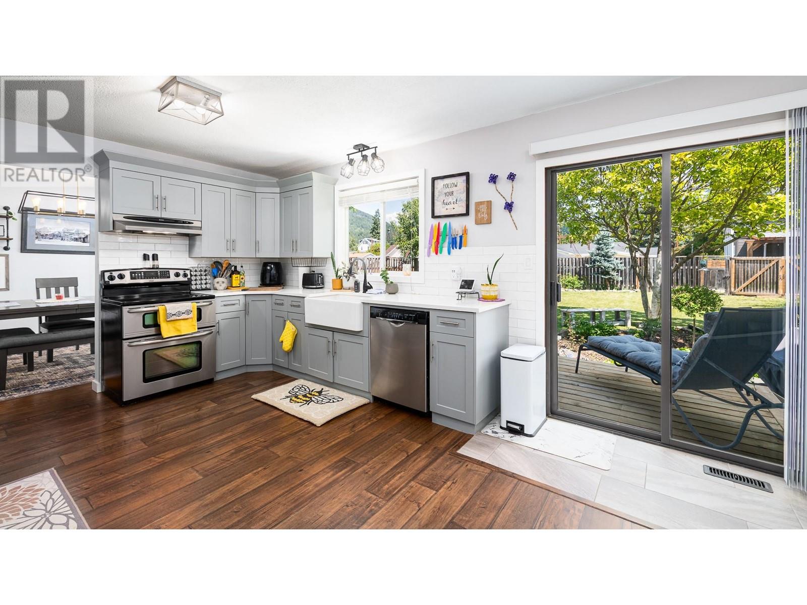 502 10th Avenue S, Creston, British Columbia V0B 1G3 - Photo 22 - 10350878