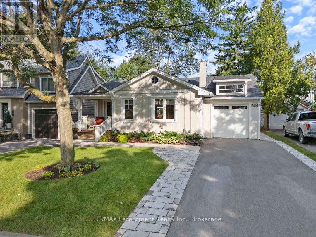 2109 WELLINGTON AVENUE, Burlington, Ontario