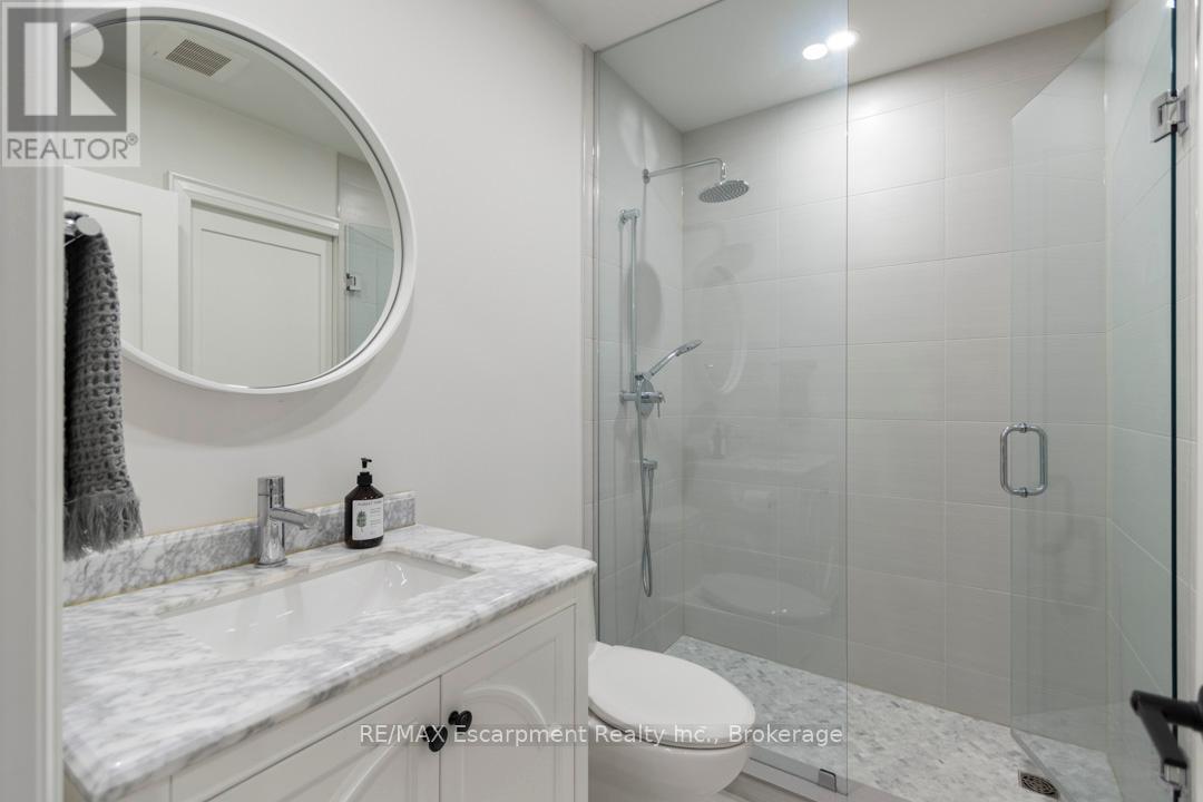 2109 Wellington Avenue, Burlington, Ontario  L7R 1P6 - Photo 23 - W12206768