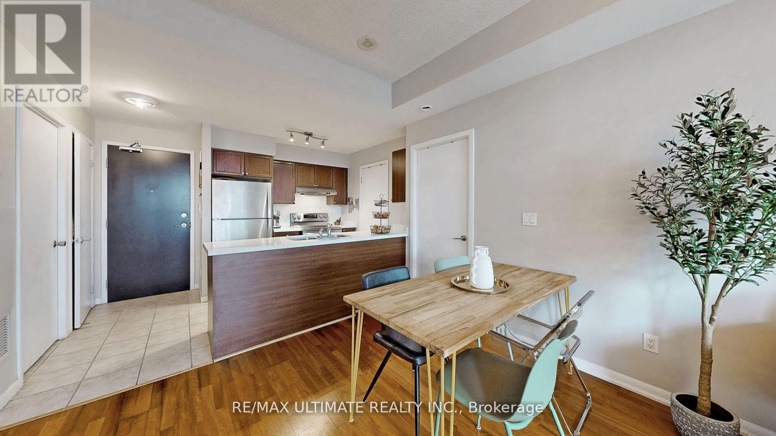 228 - 231 Fort York Boulevard, Toronto (Waterfront Communities), Ontario  M5V 1B1 - Photo 14 - C12206785