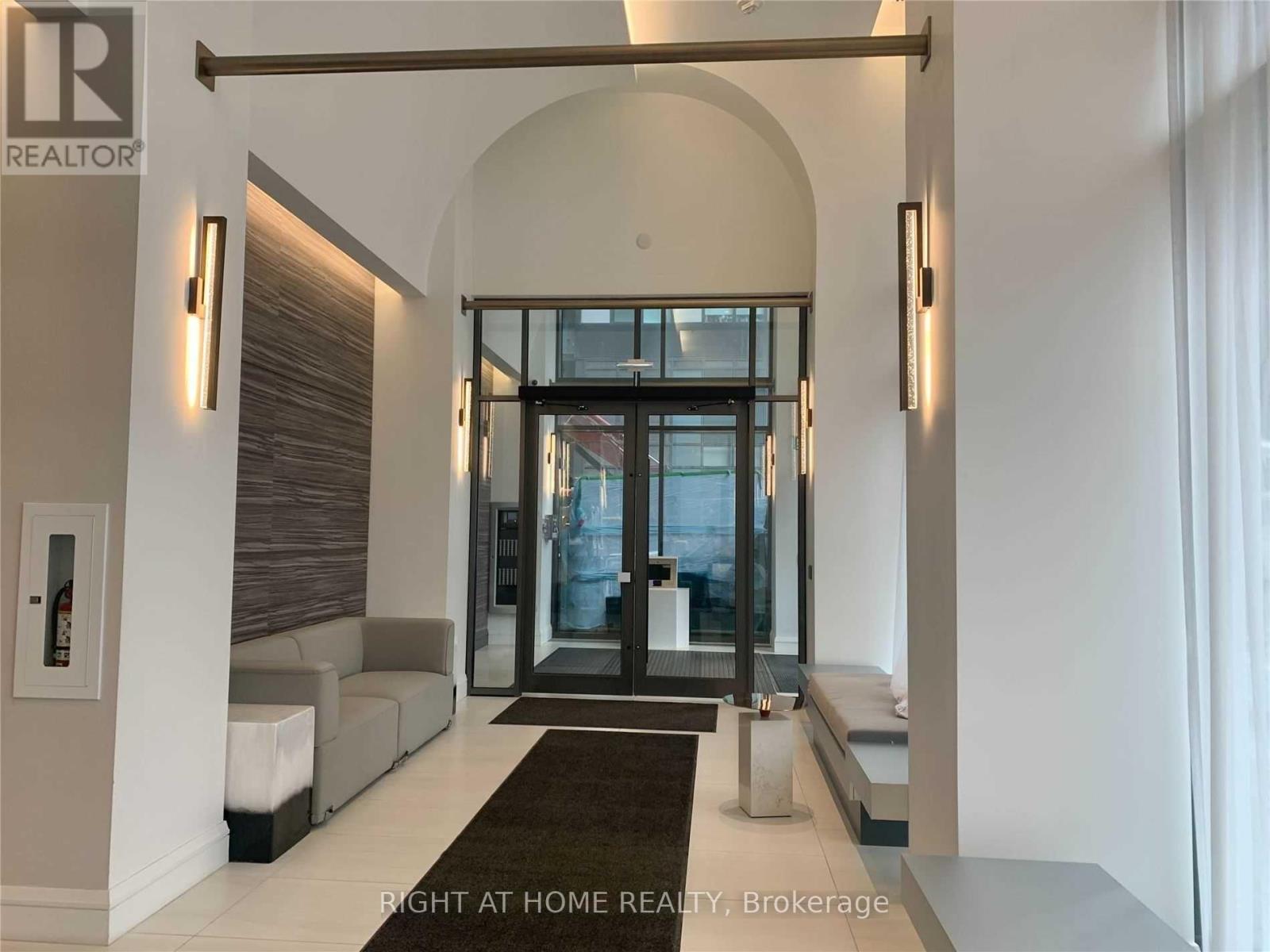 1701 - 39 Roehampton Avenue, Toronto, Ontario  M4P 0G1 - Photo 16 - C12206812