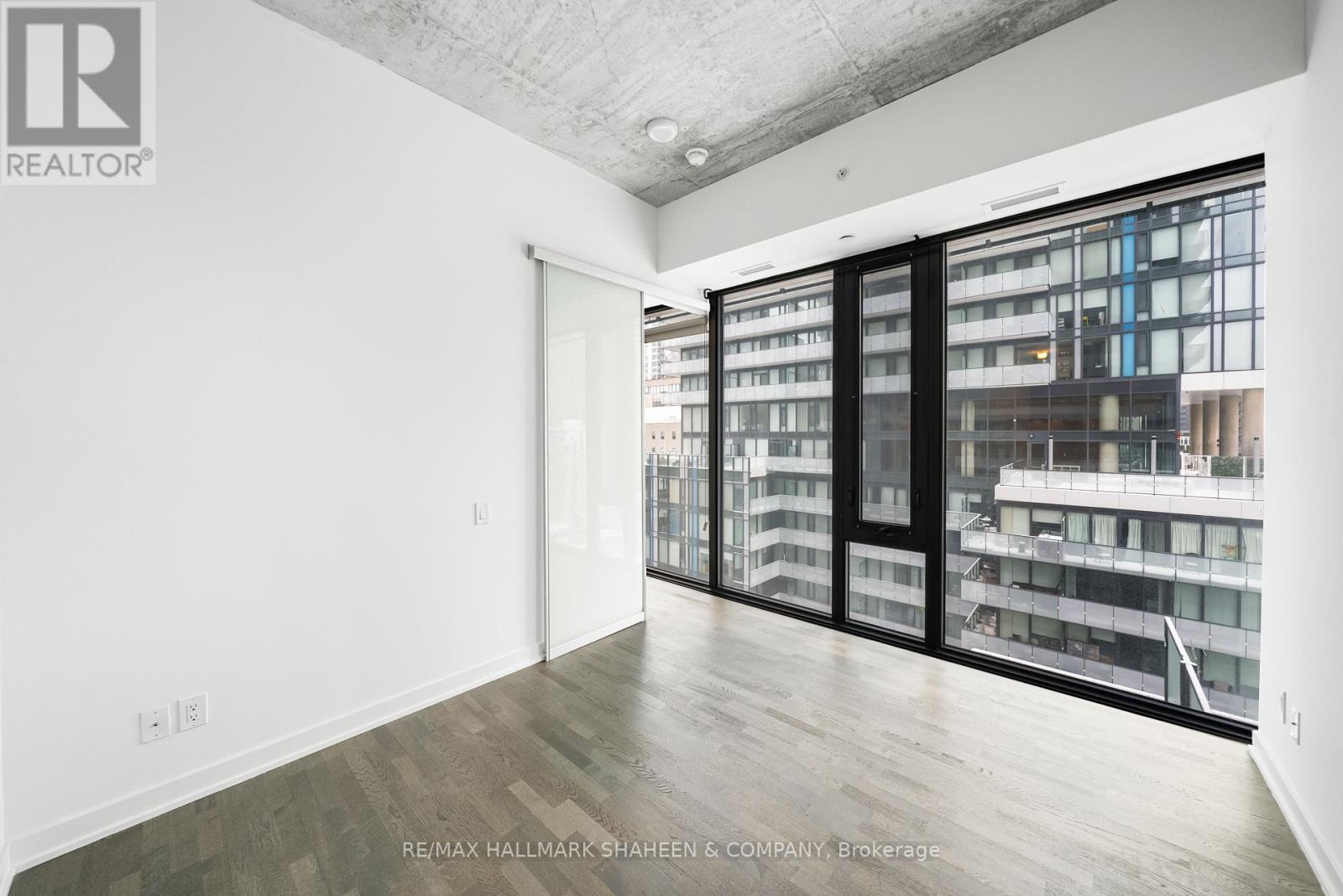 702 - 185 Roehampton Avenue, Toronto, Ontario  M4P 0C6 - Photo 15 - C12206835