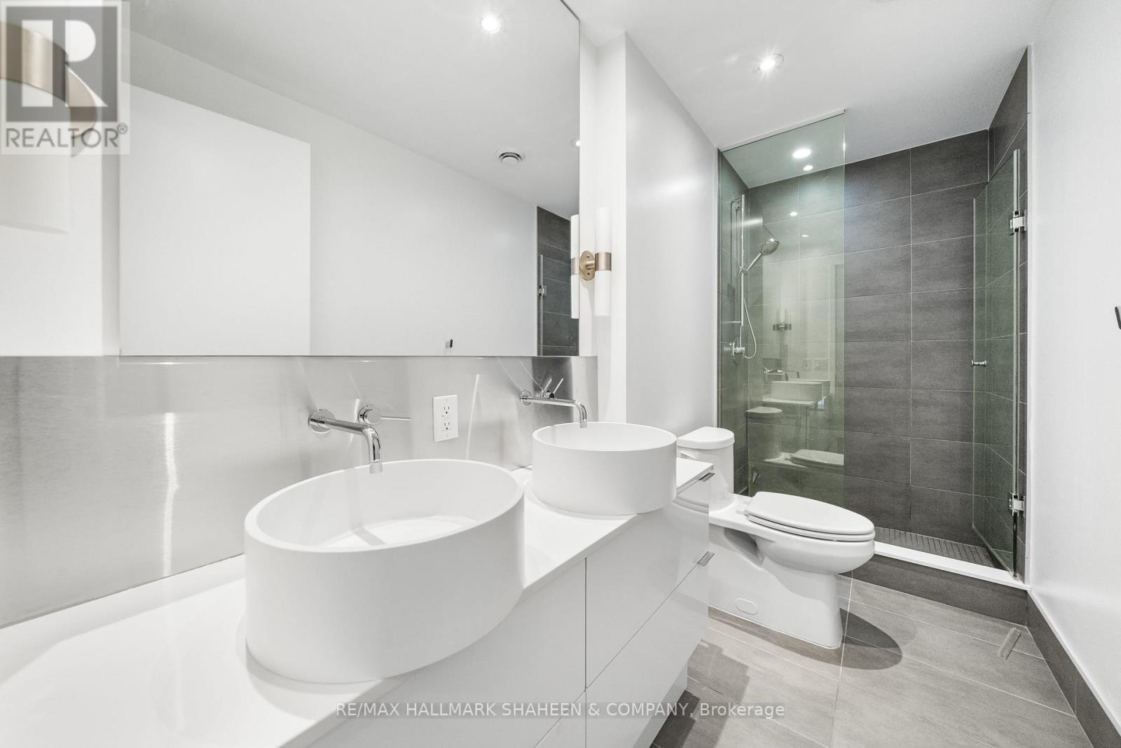 702 - 185 Roehampton Avenue, Toronto, Ontario  M4P 0C6 - Photo 27 - C12206835