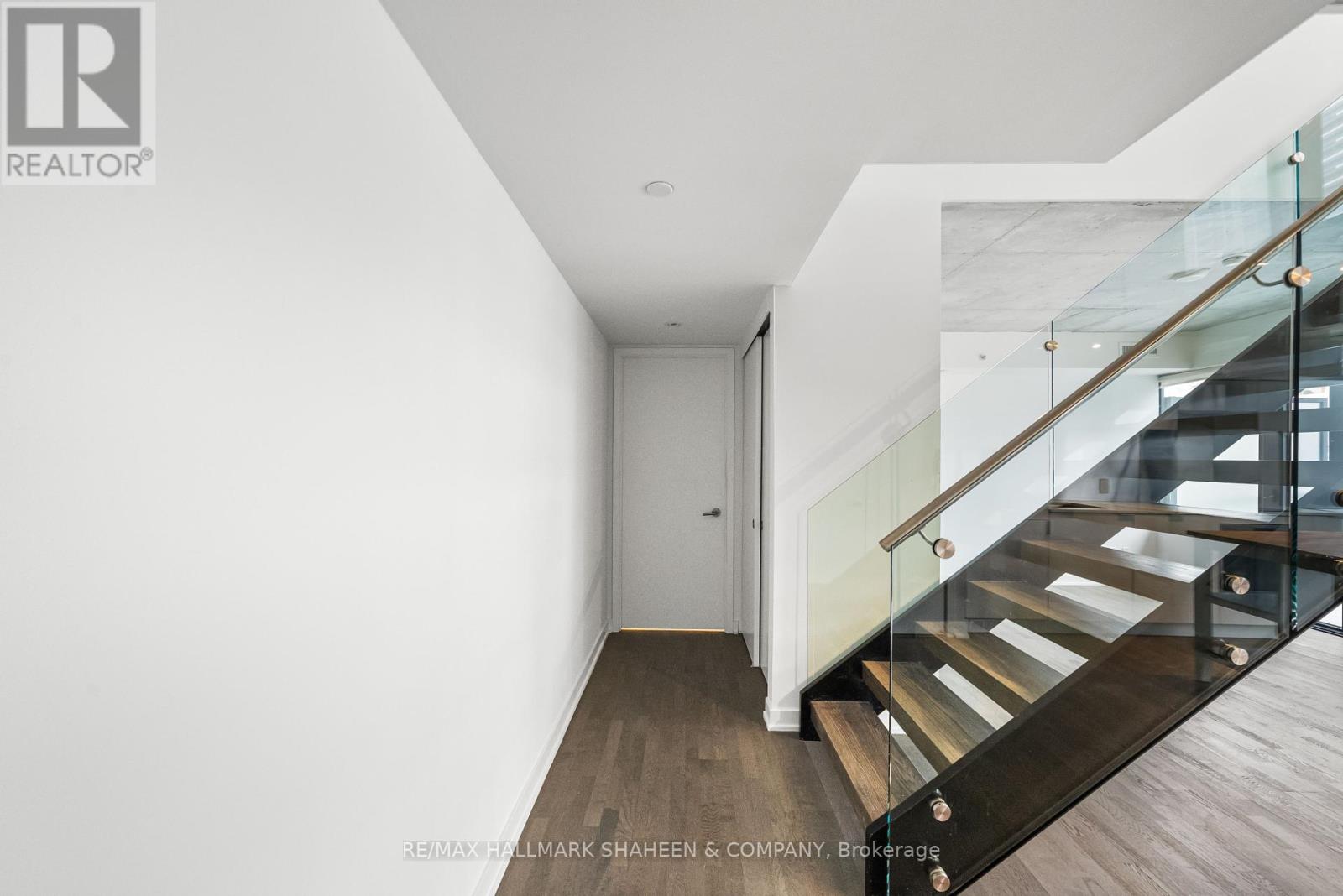 702 - 185 Roehampton Avenue, Toronto, Ontario  M4P 0C6 - Photo 4 - C12206835