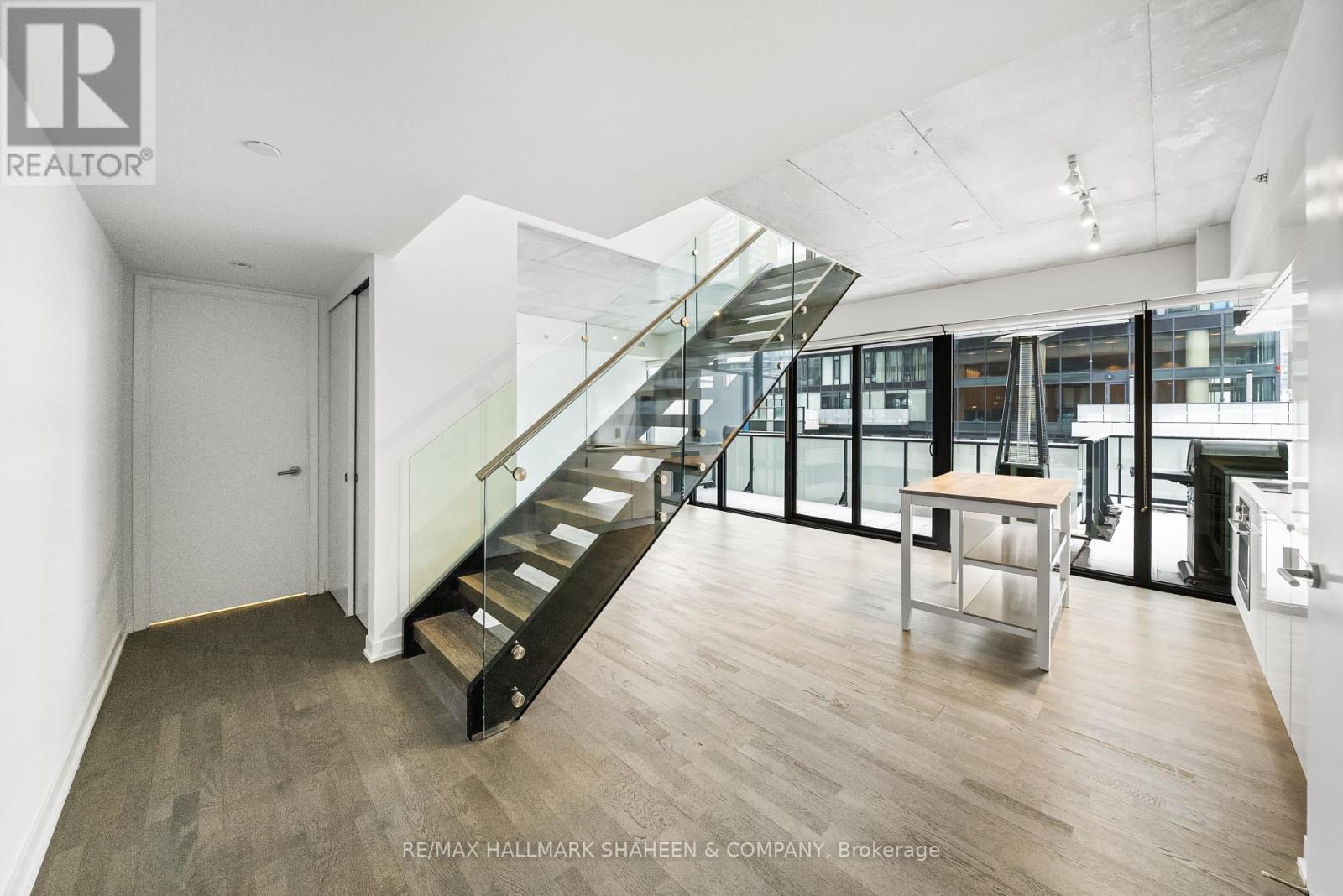 702 - 185 Roehampton Avenue, Toronto, Ontario  M4P 0C6 - Photo 9 - C12206835