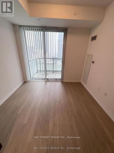 1814 - 50 Dunfield Avenue, Toronto, Ontario  M4S 0E4 - Photo 6 - C12206851