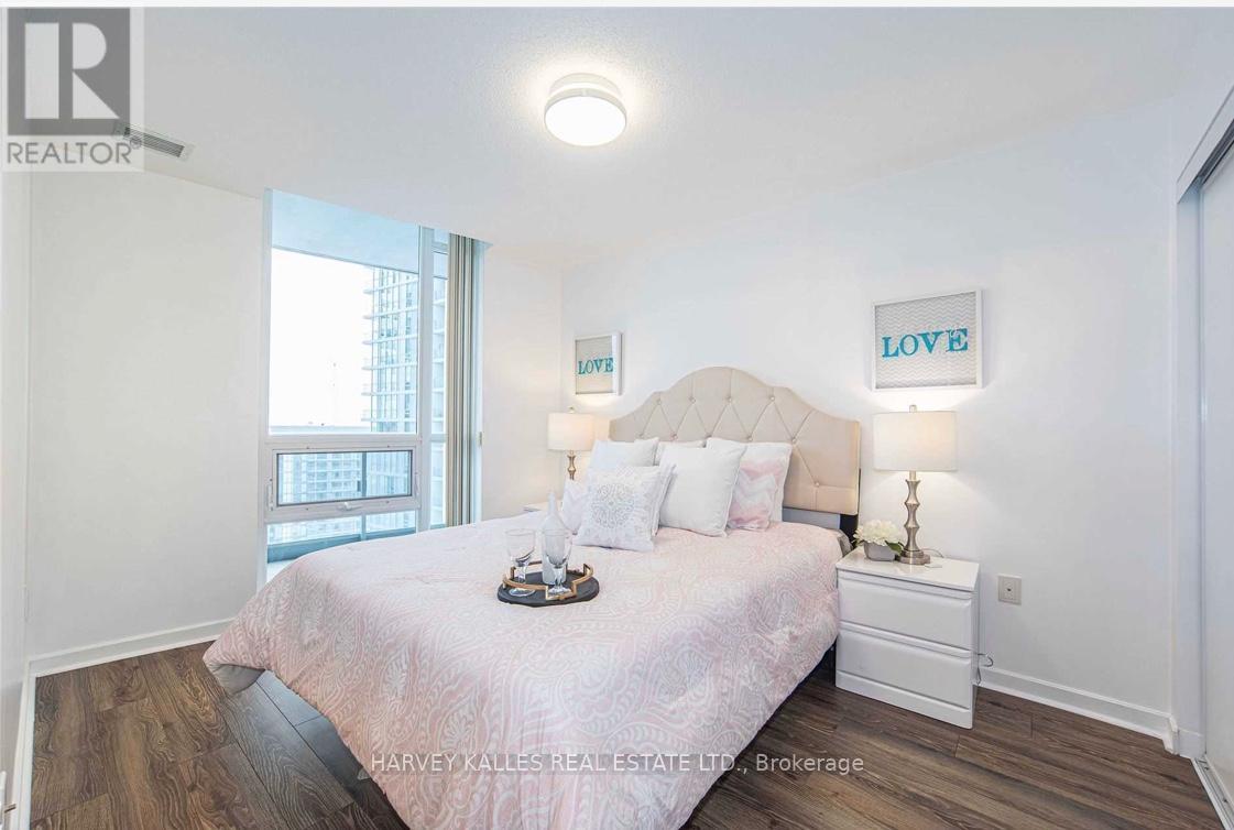 1405 - 70 Forest Manor Road, Toronto, Ontario  M2J 0A9 - Photo 9 - C12206872
