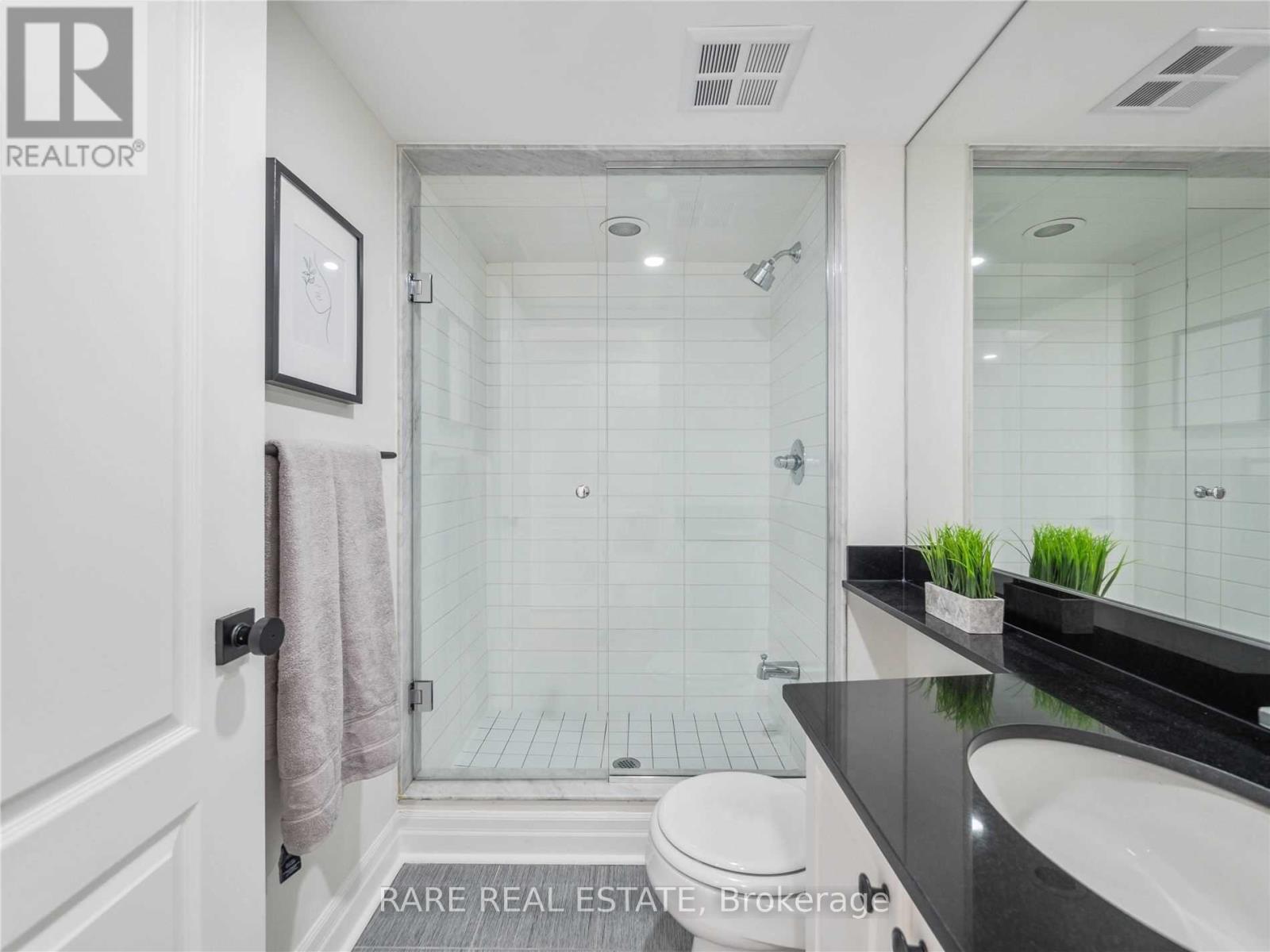 65 Pleasant Boulevard, Toronto (Rosedale-Moore Park), Ontario  M4T 1K2 - Photo 15 - C12206935
