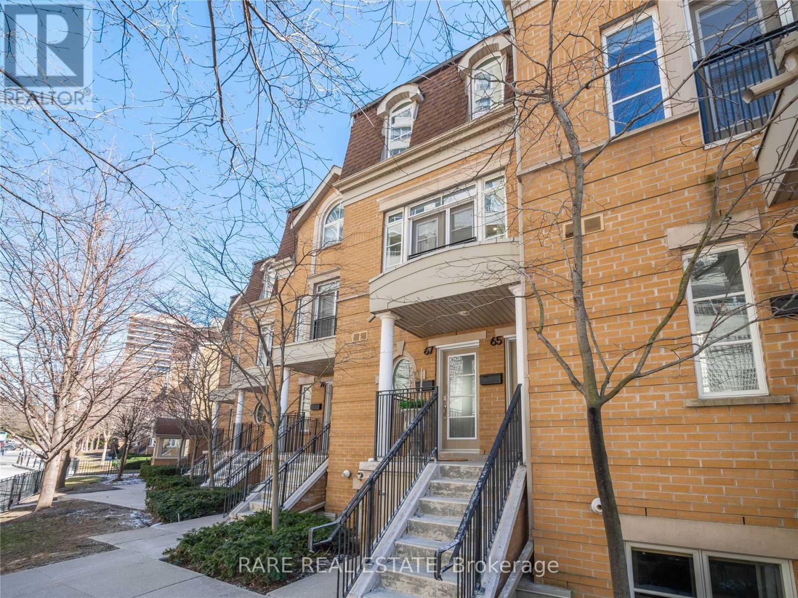 65 Pleasant Boulevard, Toronto (Rosedale-Moore Park), Ontario  M4T 1K2 - Photo 2 - C12206935