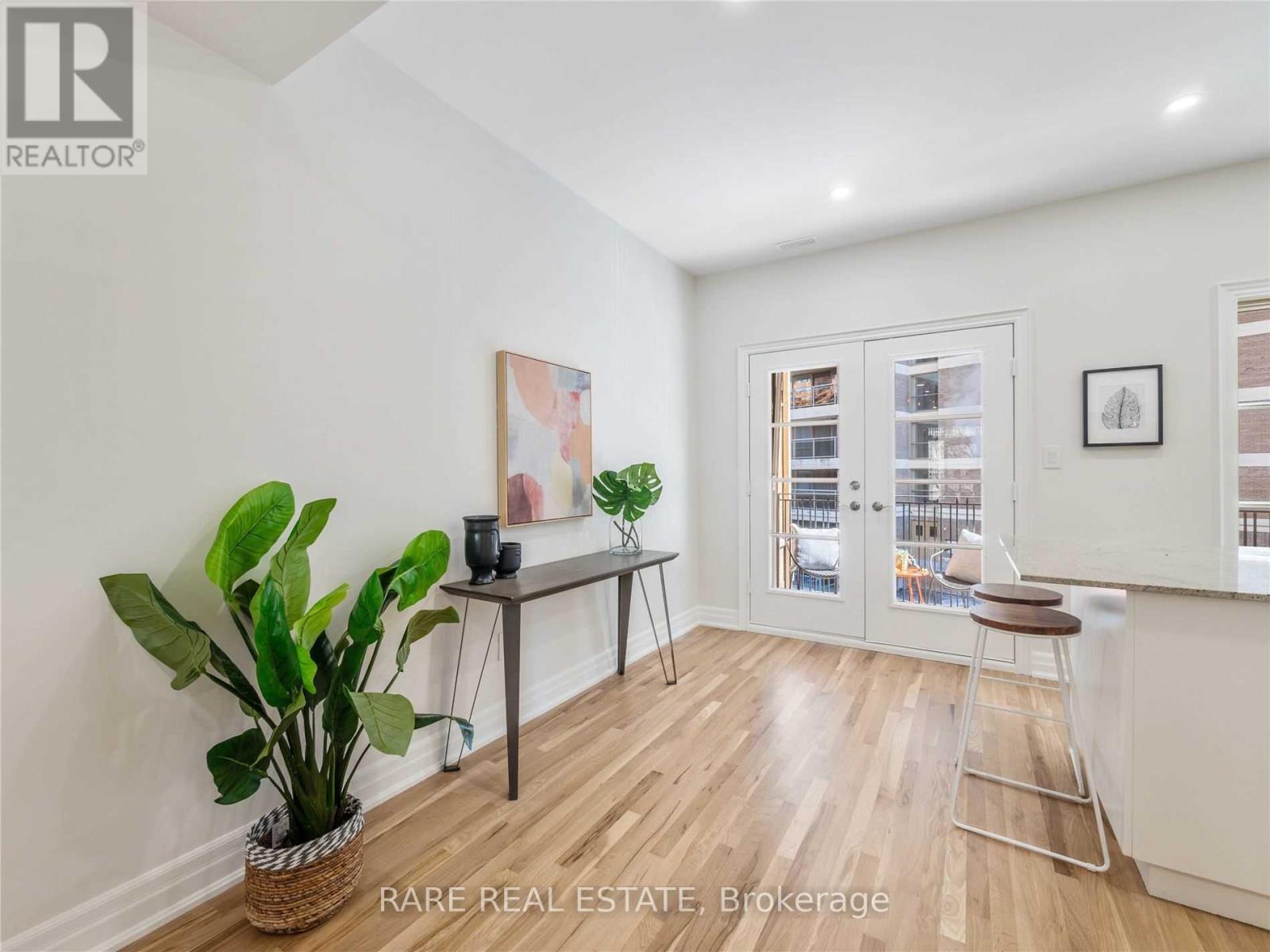 65 Pleasant Boulevard, Toronto, Ontario  M4T 1K2 - Photo 7 - C12206935