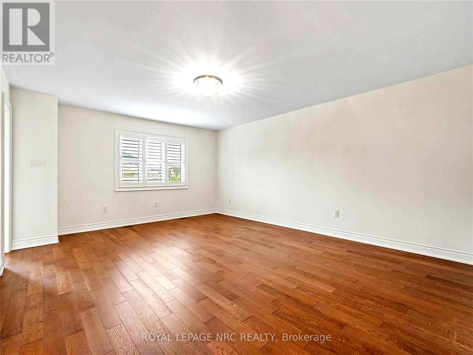943 Line 9 Road, Niagara-On-The-Lake, Ontario  L0S 1J1 - Photo 13 - X12201144