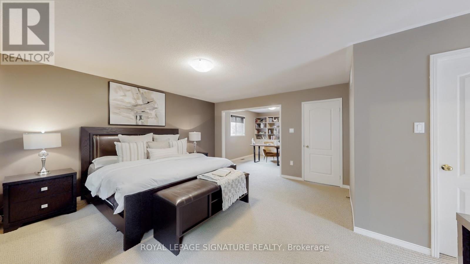 88 Larratt Lane, Richmond Hill, Ontario  L4C 0E2 - Photo 22 - N12197462