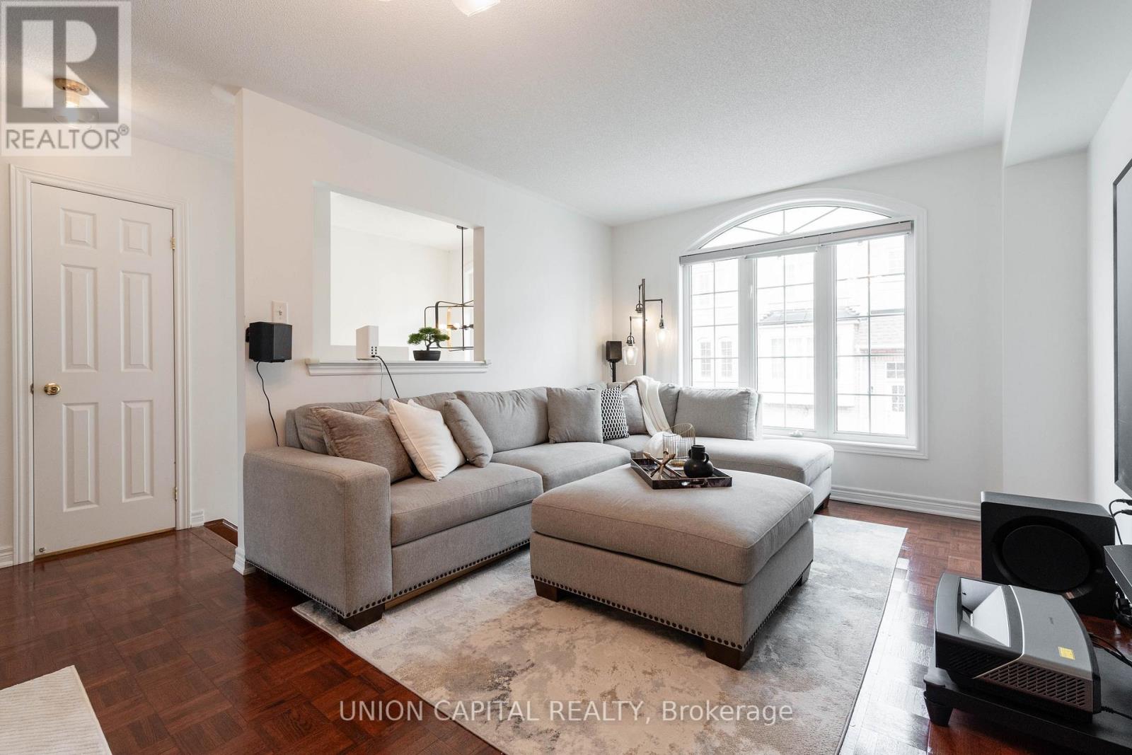 33 Ignatius Lane, Toronto, Ontario  M1E 0A2 - Photo 5 - E12206837