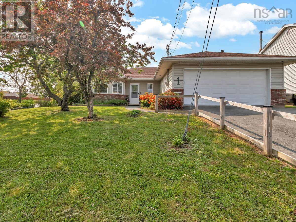 Property at 1 Princeton Lane image 3