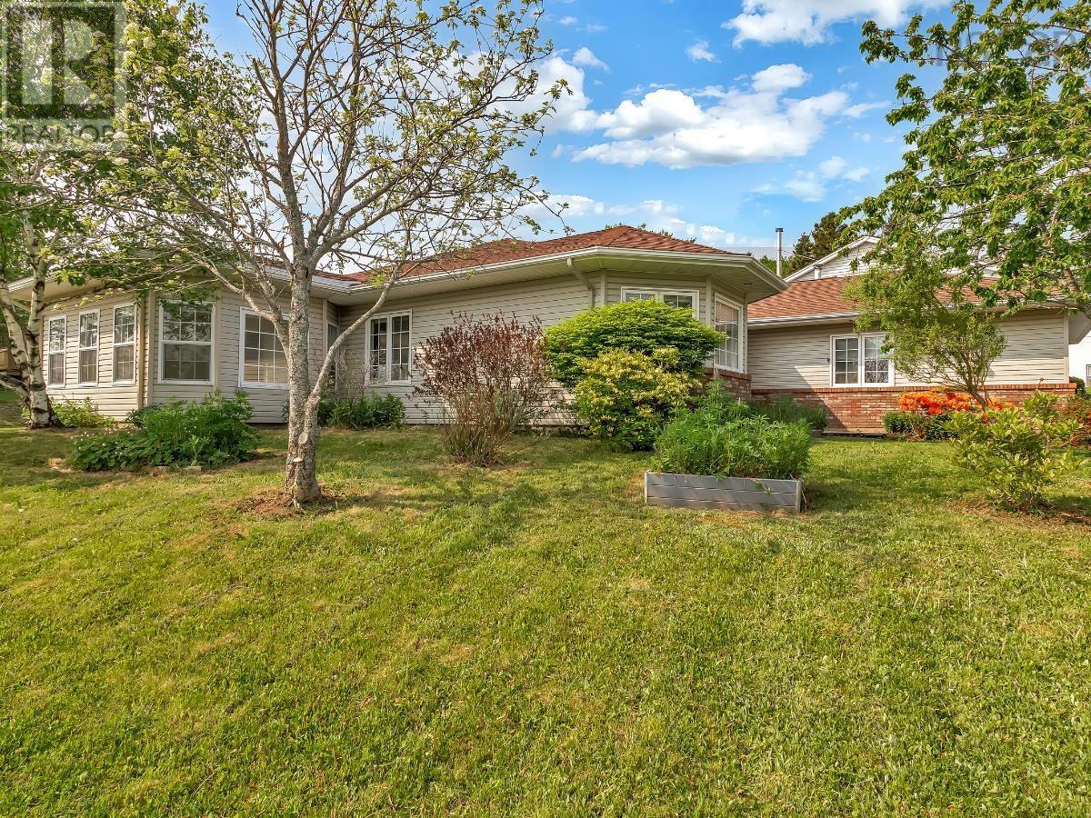 Property at 1 Princeton Lane image 2