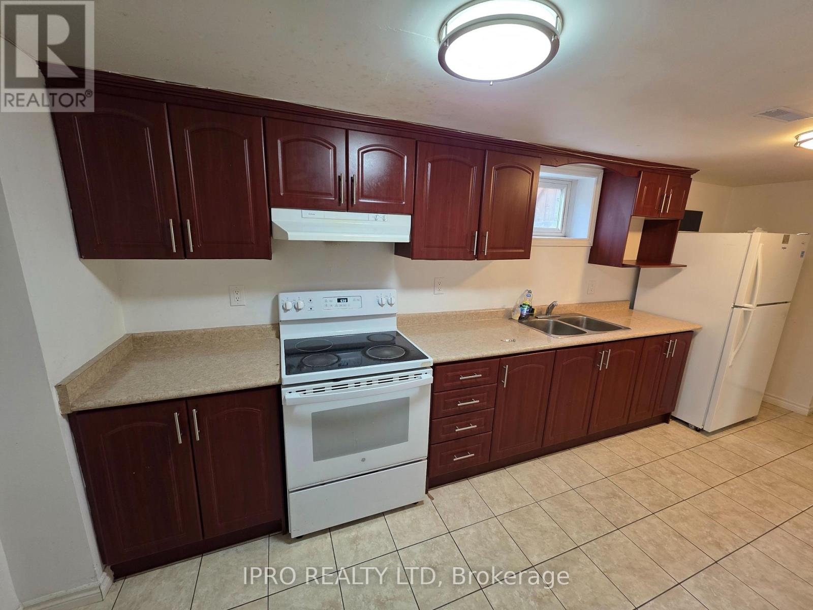 7 Mallard Crescent, Brampton, Ontario  L6S 2T7 - Photo 20 - W12112292