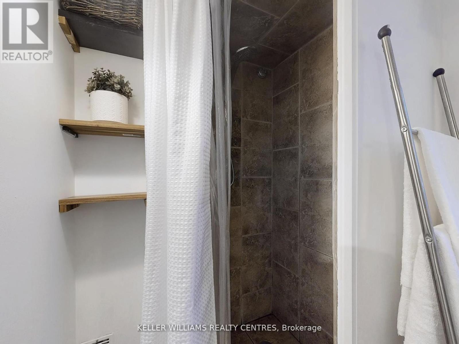 257 Blackthorn Avenue, Toronto, Ontario  M6N 3H7 - Photo 23 - W12141850