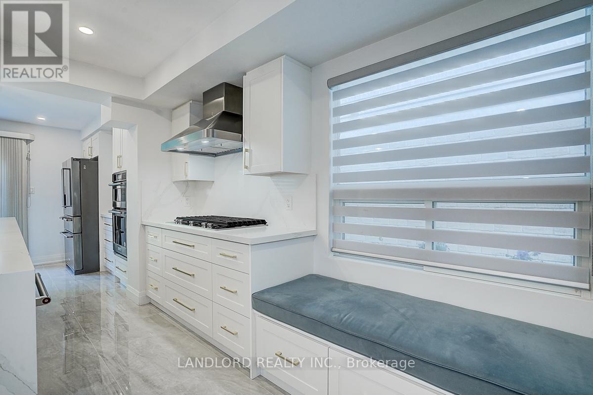 19 Esther Crescent, Vaughan, Ontario  L4J 3J8 - Photo 16 - N12206852